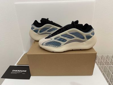 adidas YEEZY 700V3 "Kyanite"