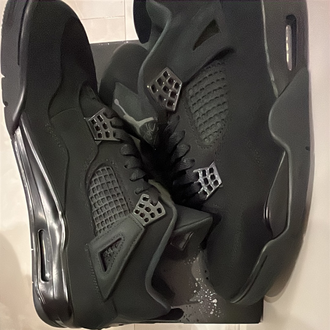 Nike Air Jordan 4 Retro OG "Black Cat" (2025)
