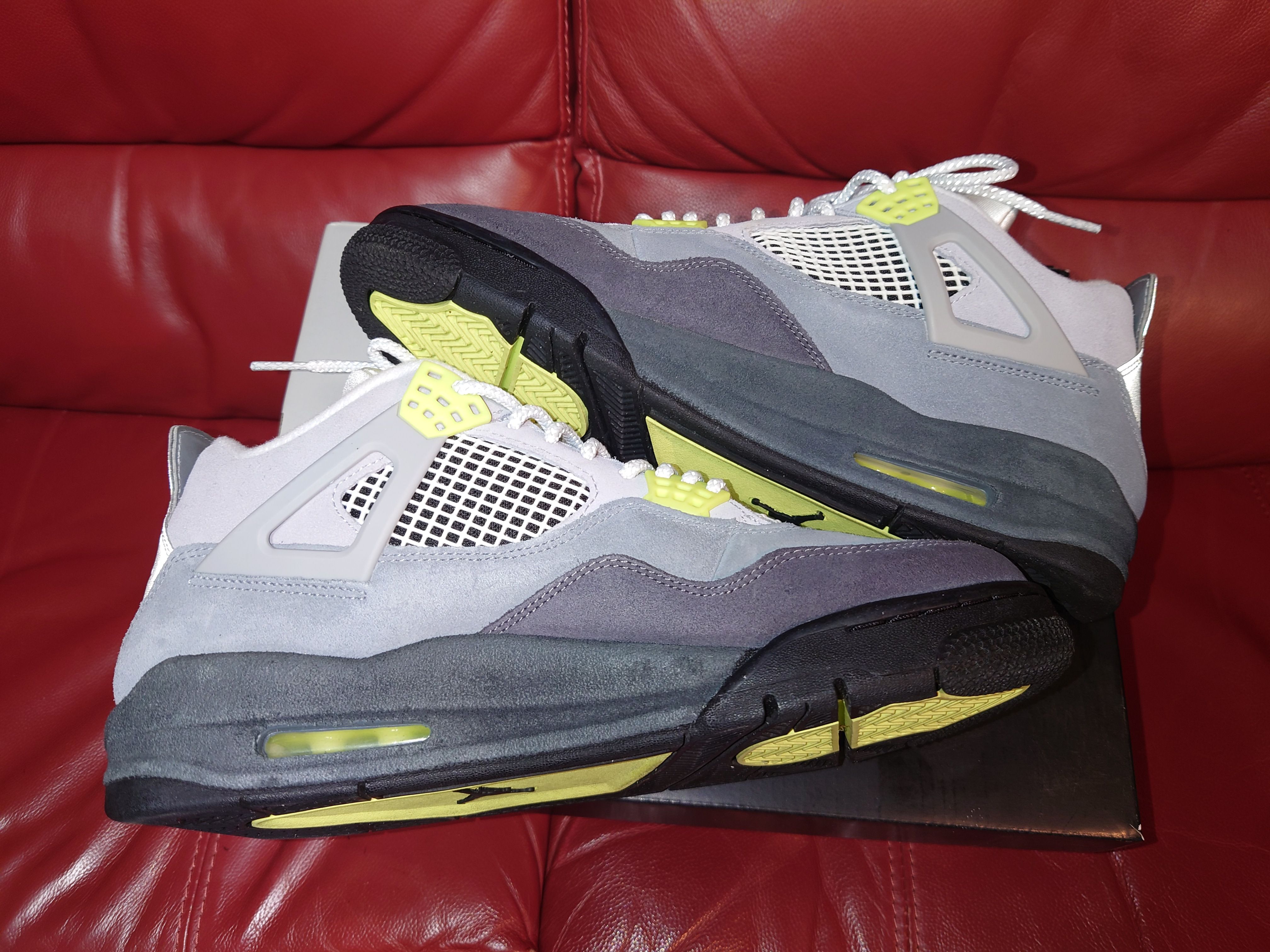 NIKE AIR JORDAN 4 RETRO LE "NEON"
