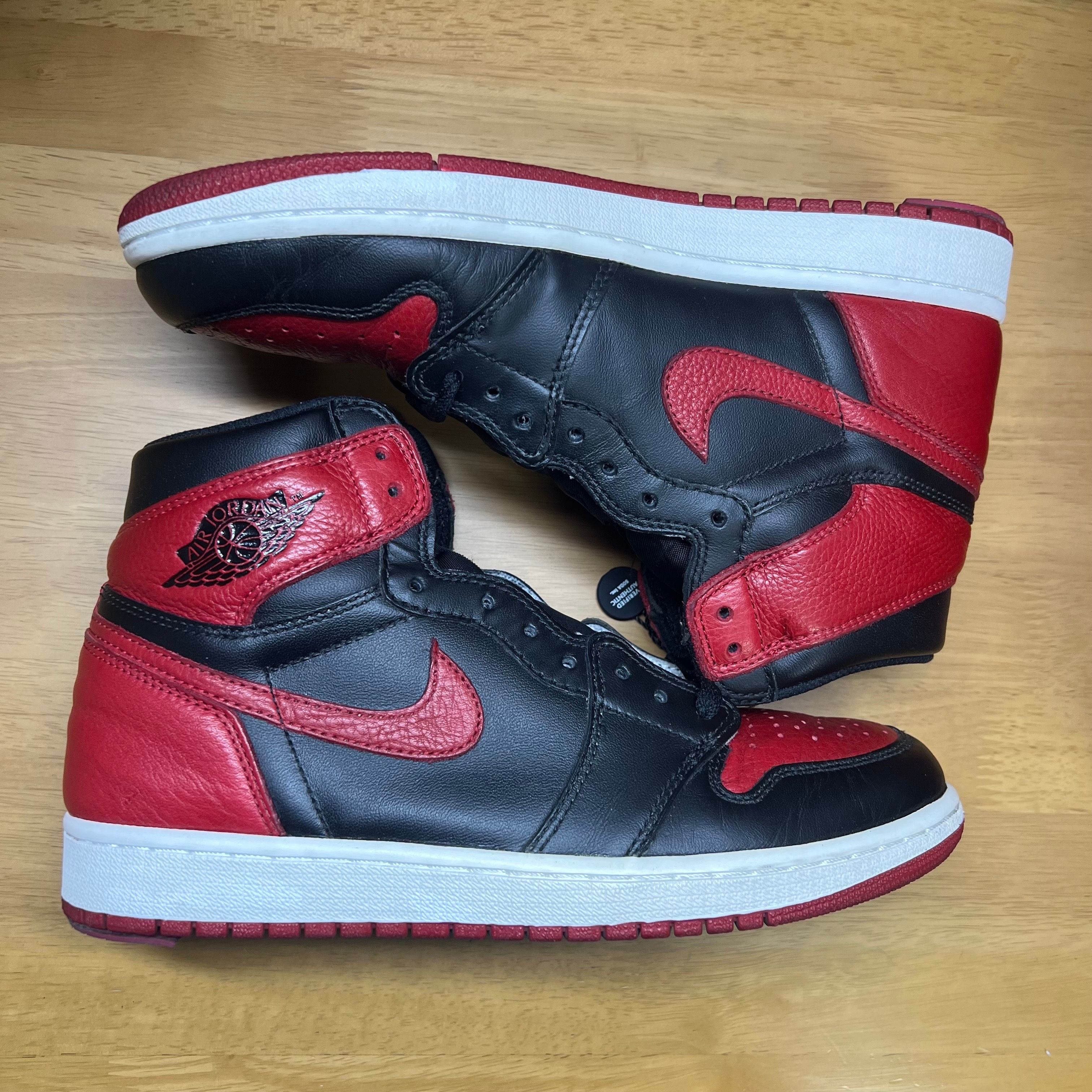 Nike Air Jordan 1 Retro High OG "Bred/Banned" (2016)