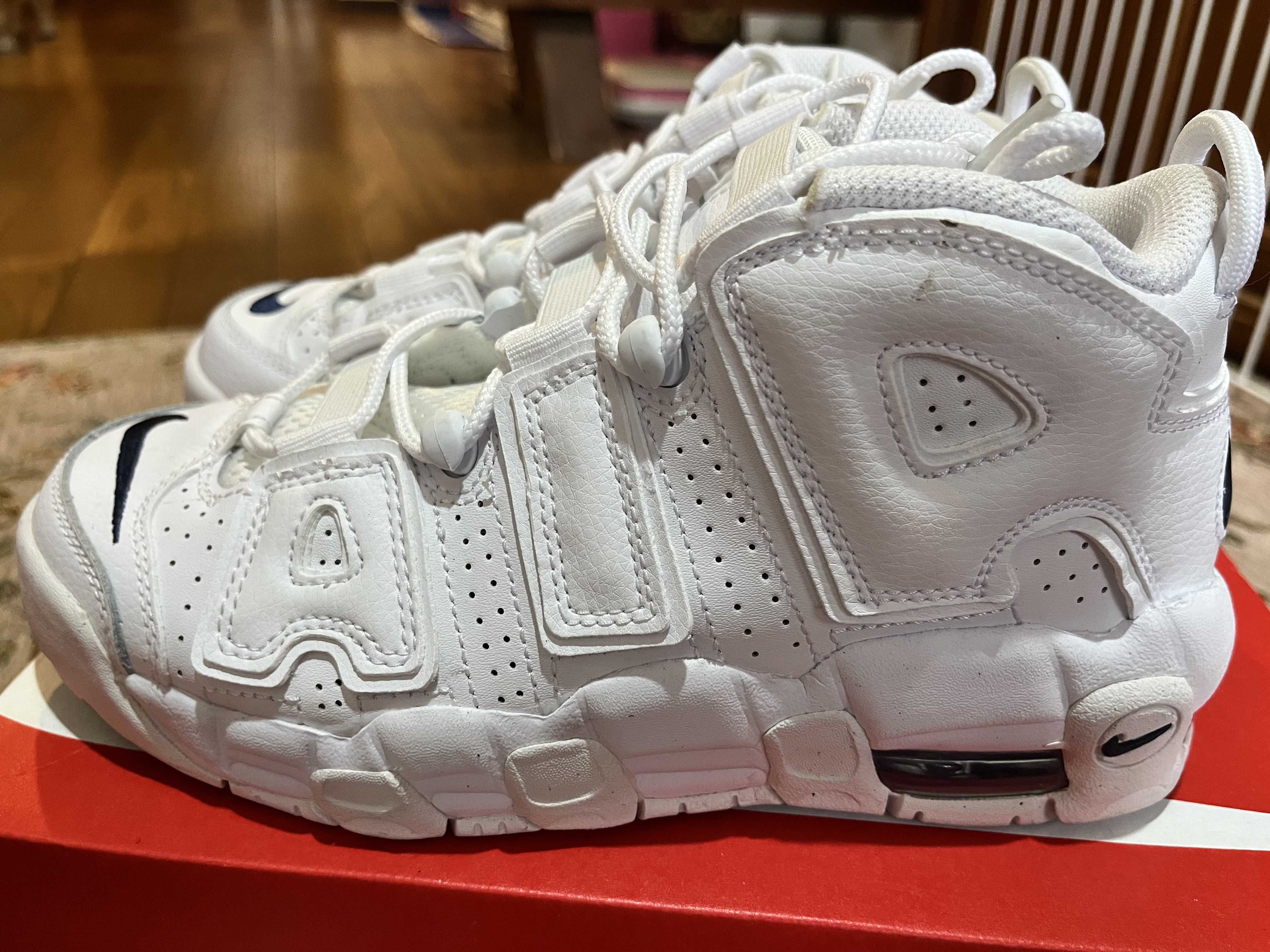 Nike Air More Uptempo "White/Midnight Navy"