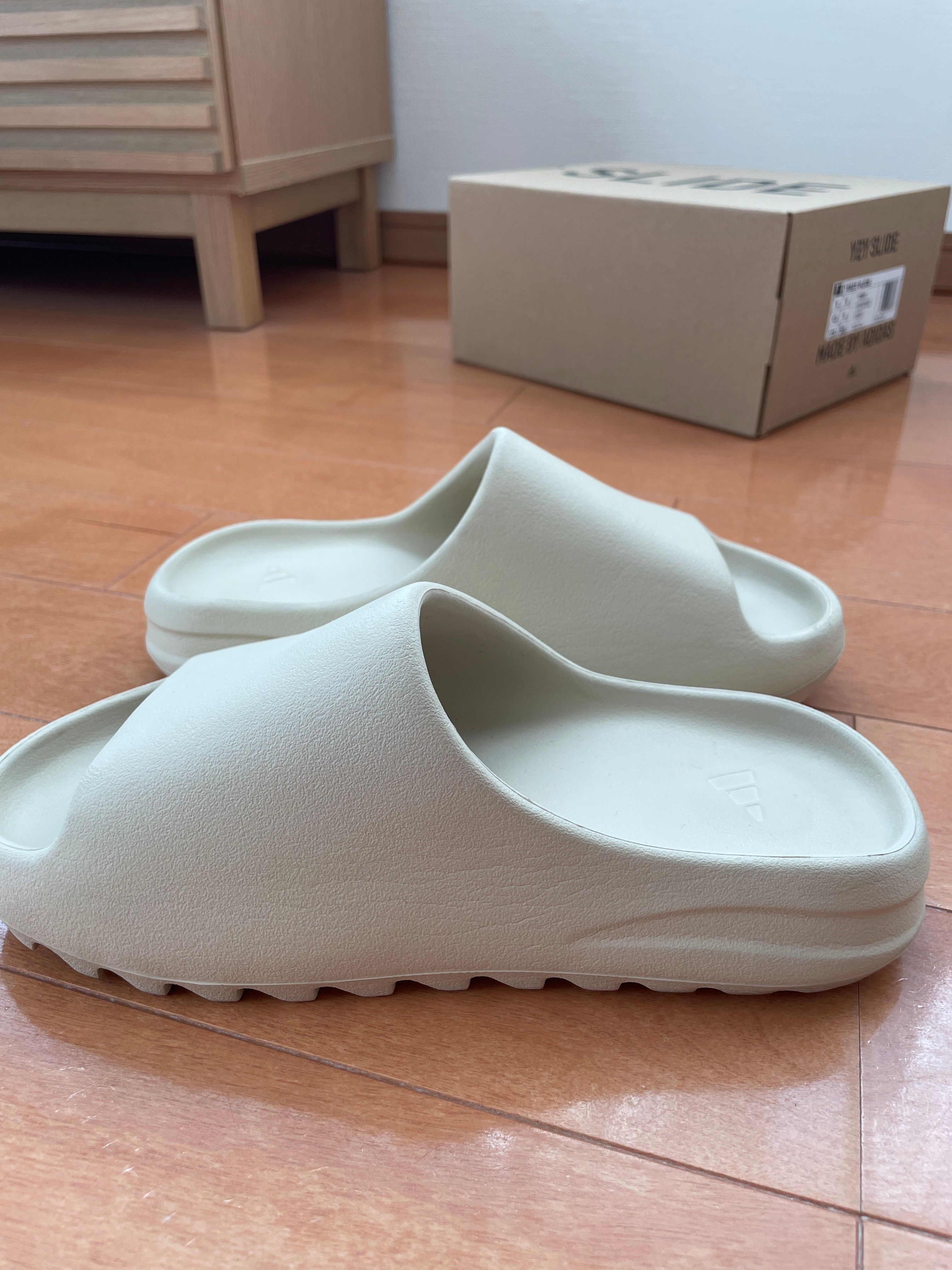 adidas YEEZY Slide "Bone" (FZ5897)