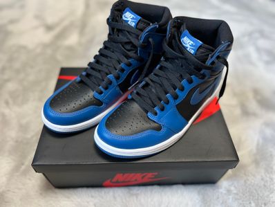 Nike Air Jordan 1 Retro High OG "Dark Marina Blue"