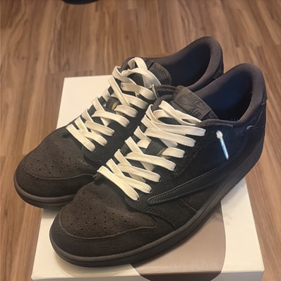 Travis Scott × Nike Air Jordan 1 Low OG SP "Velvet Brown and Dark Mocha"