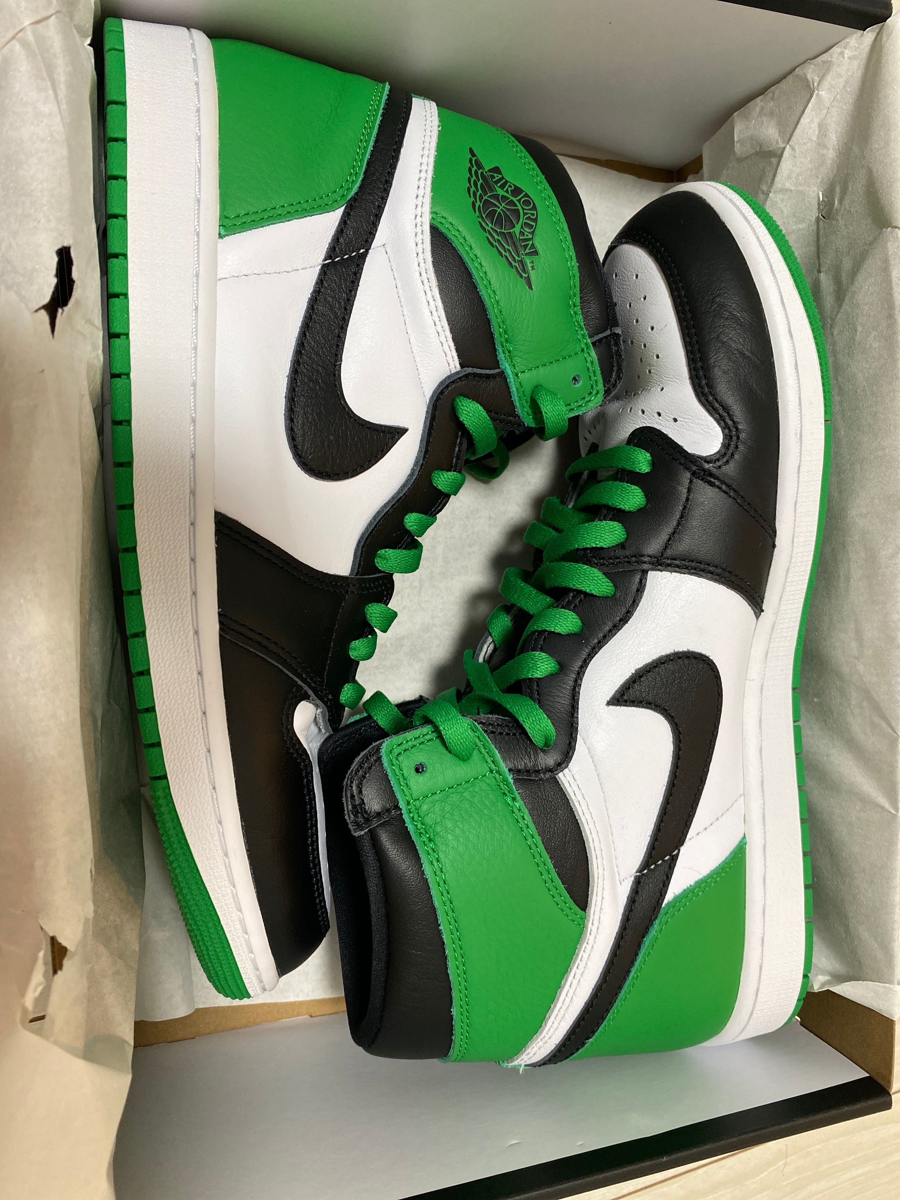 Nike Air Jordan 1 Retro High OG "Celtics/Black and Lucky Green" (2023)