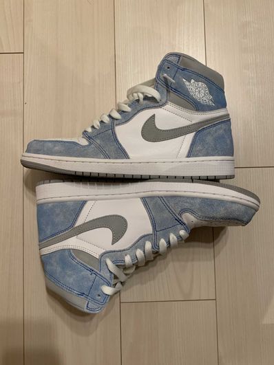 Nike Air Jordan 1 High OG "Hyper Royal"