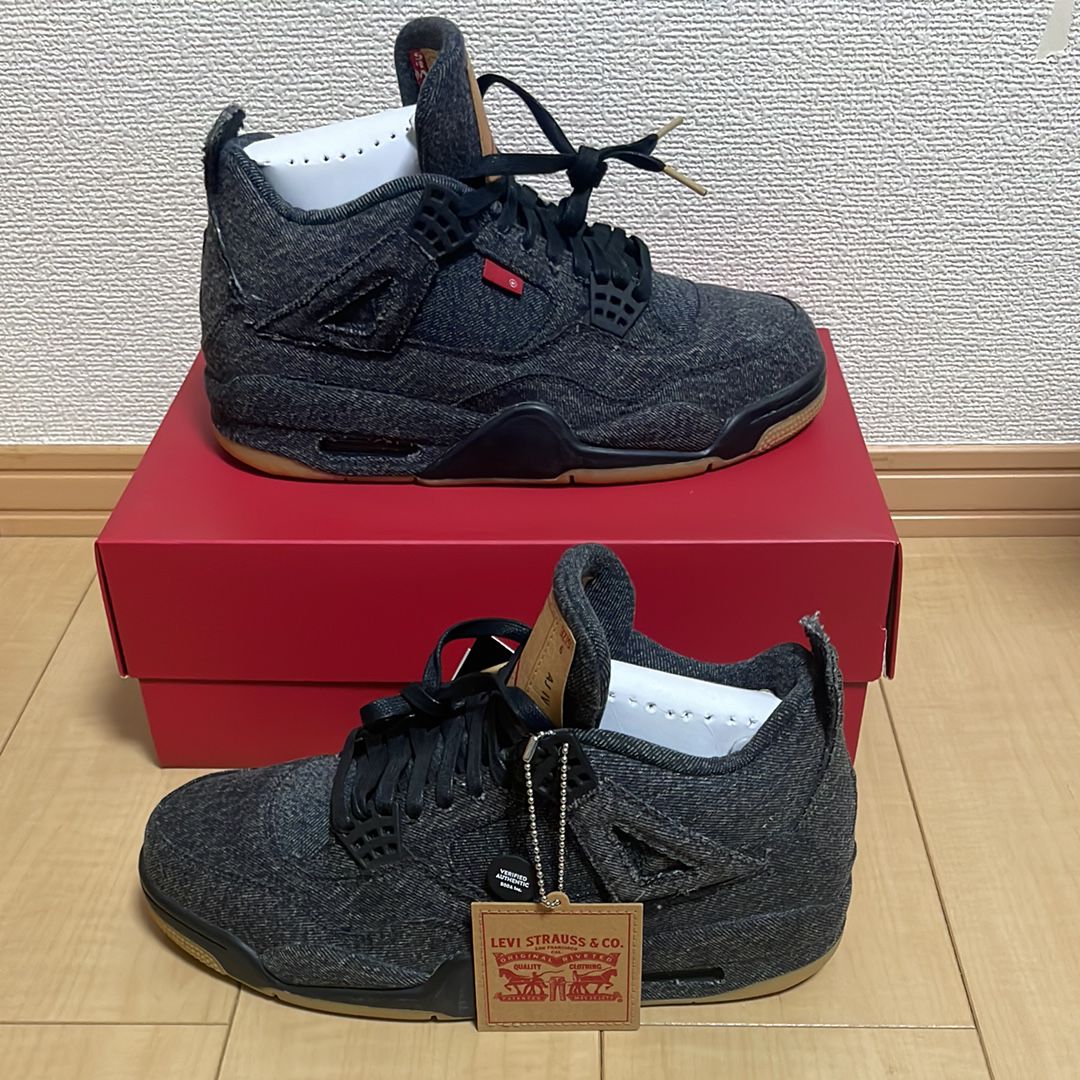 Nike × Levi's Air Jordan 4 "Black Denim" (Tag: ®)