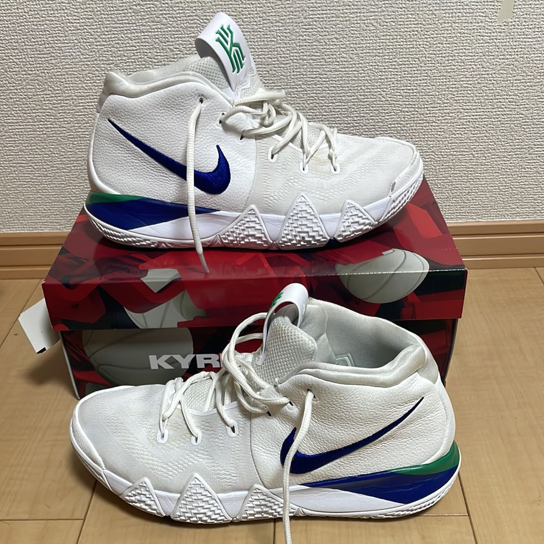 Nike Kyrie 4 "White/Deep Royal Blue"