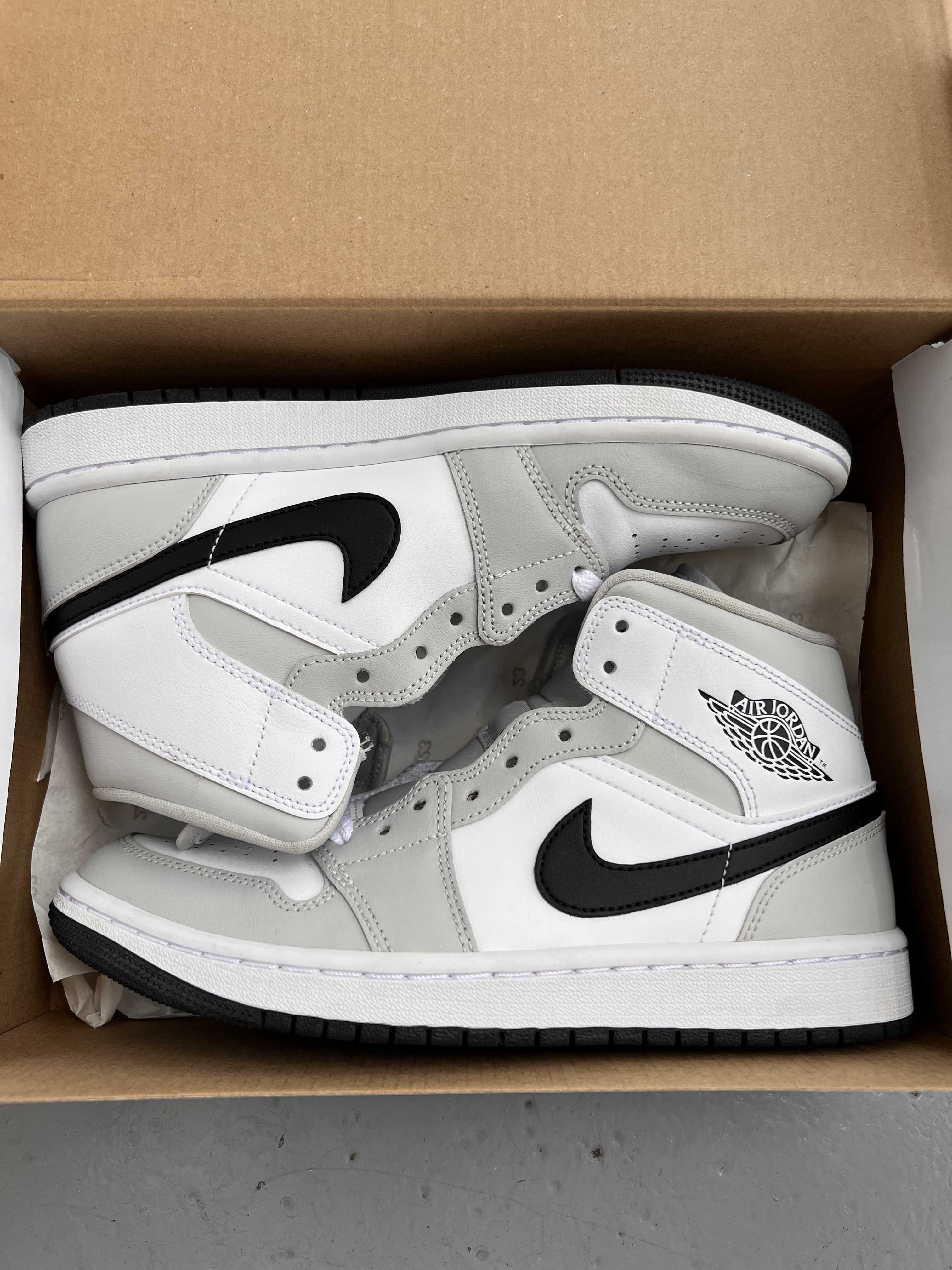 Nike Women's Air Jordan 1 Mid "Grey Fog/White/Black"