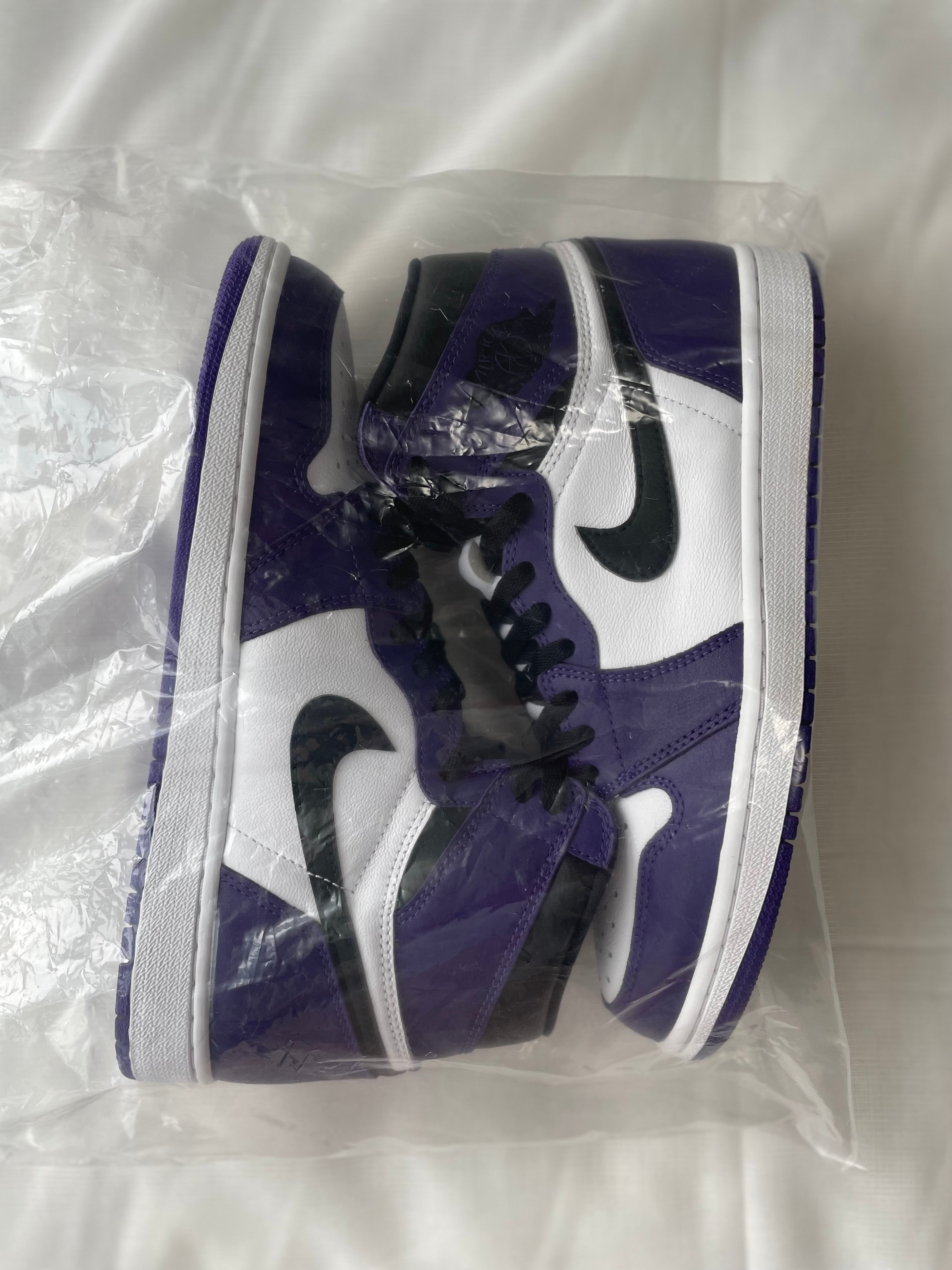 Nike Air Jordan 1 Retro High OG "Court Purple White/Black" (2020)
