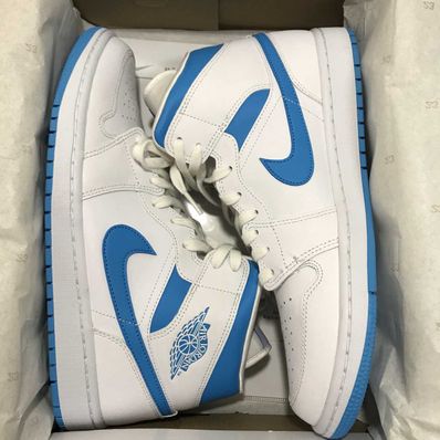 Nike Women's Air Jordan 1 Mid "UNC"