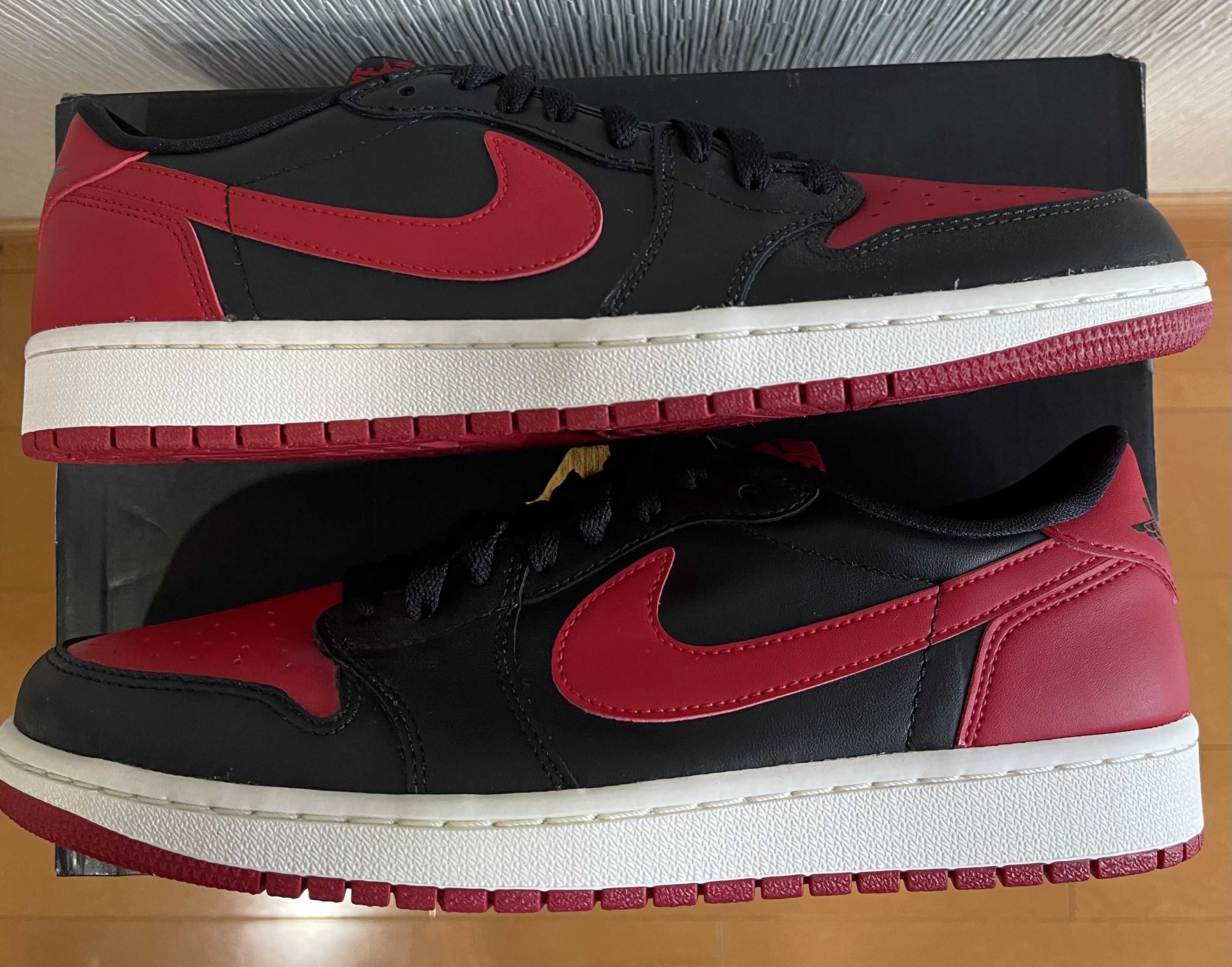 NIKE AIR JORDAN 1 RETRO LOW BRED (2015)