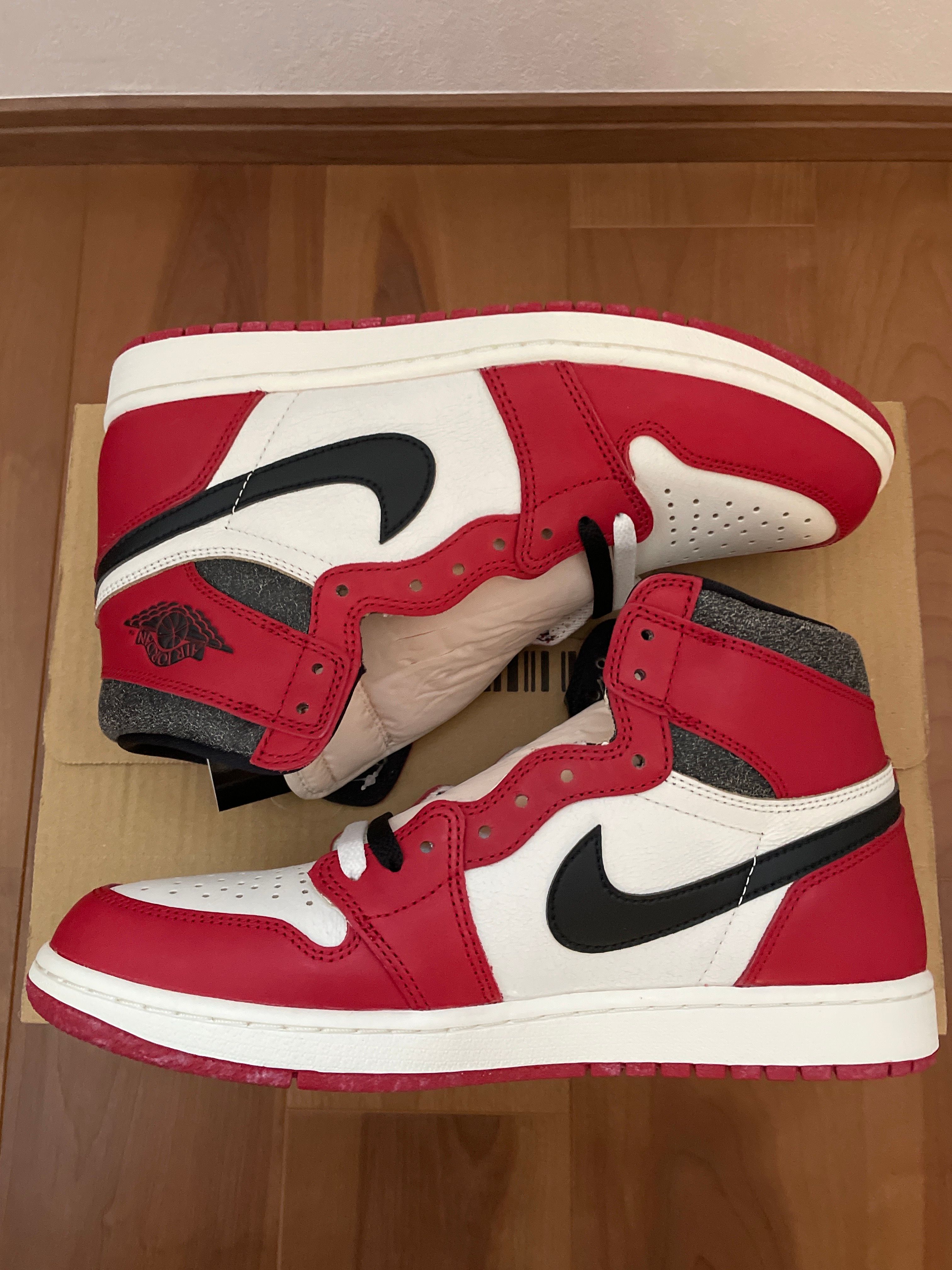 Nike Air Jordan 1 High OG "Lost & Found/Chicago"