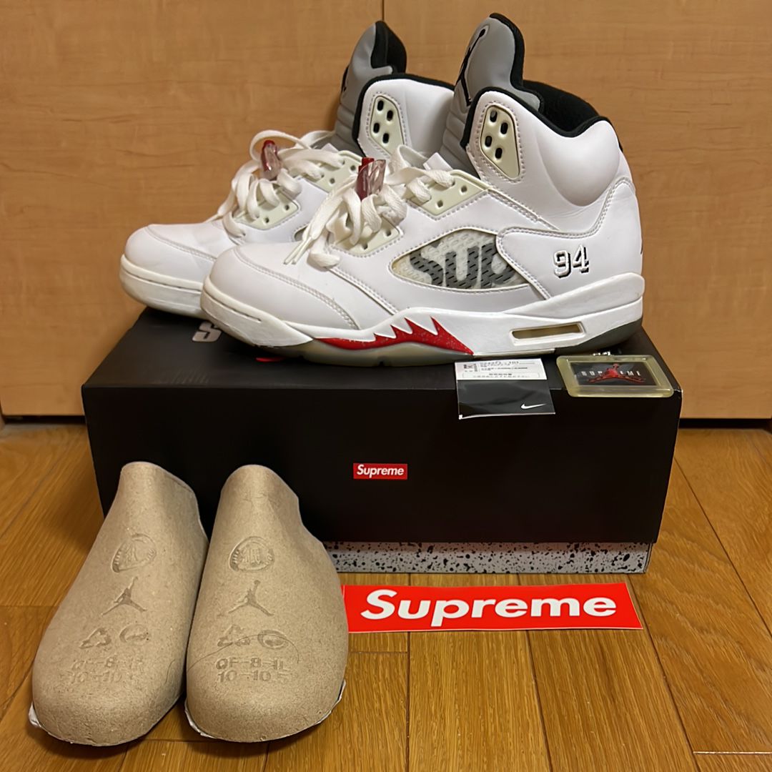 Supreme × Nike Air Jordan 5 Retro "White"