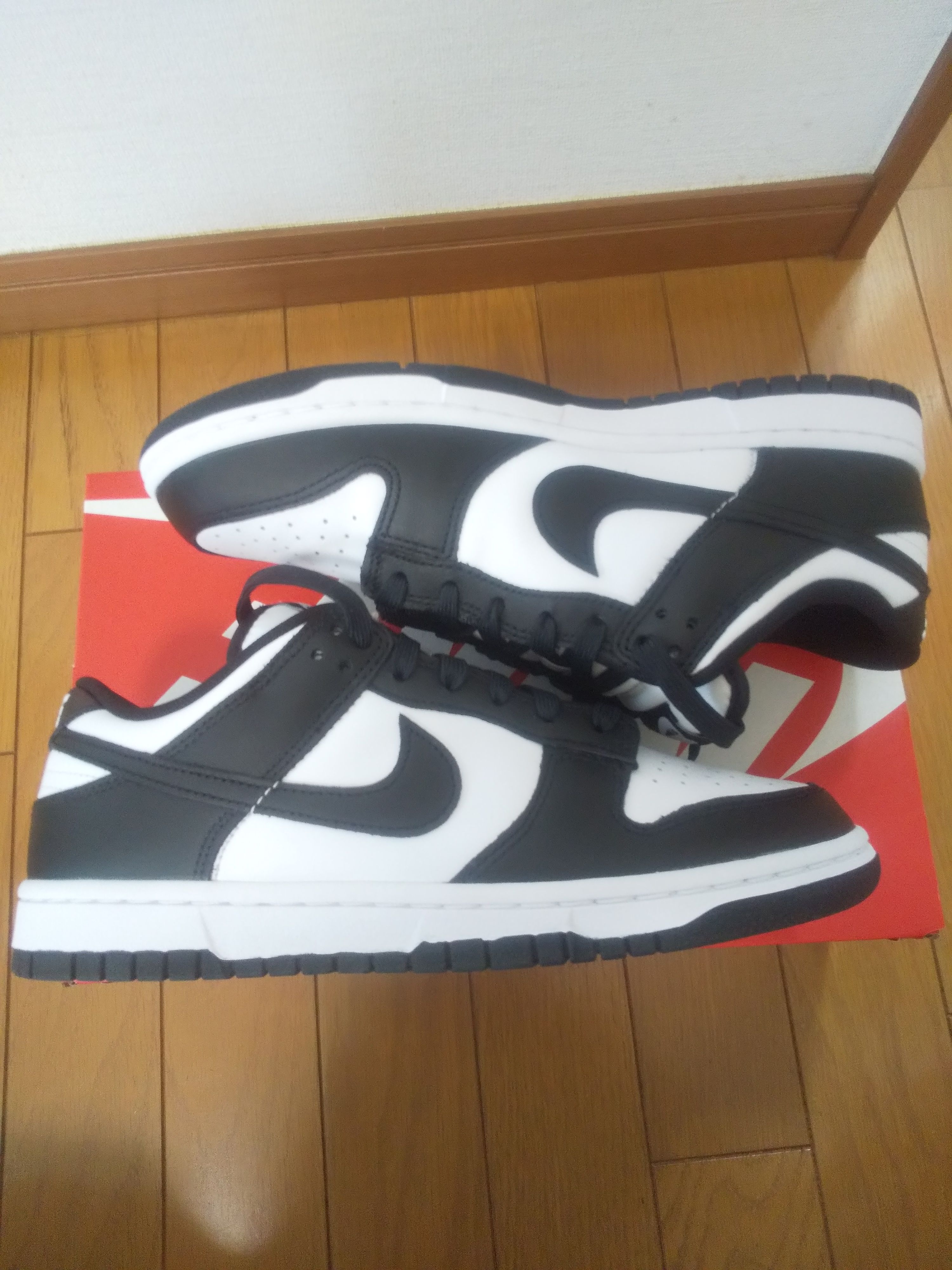 Nike Dunk Low Retro "Panda/White/Black"