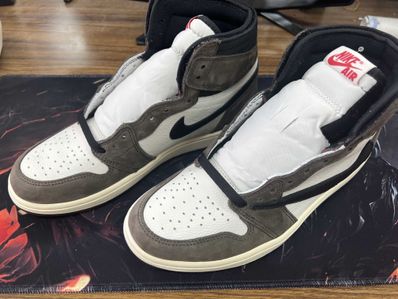 Travis Scott × Nike Air Jordan 1 Retro High OG TS SP "Sail/Dark Mocha"
