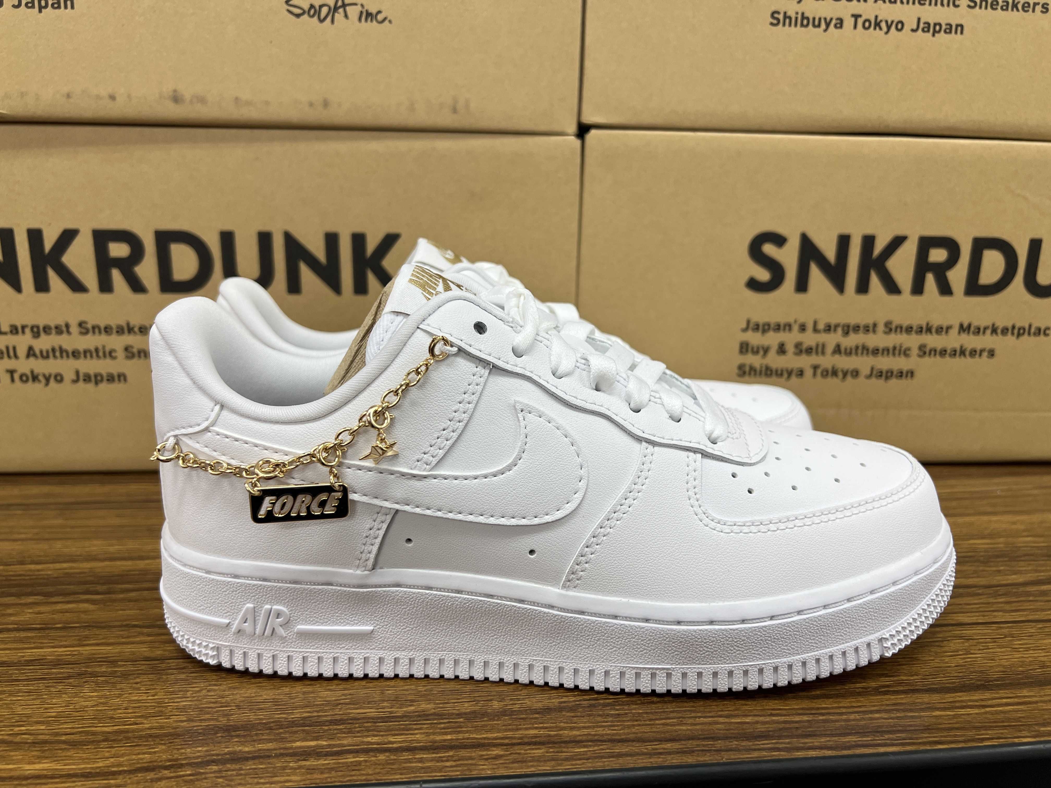 Nike Women's Air Force 1 Low "White Pendats"