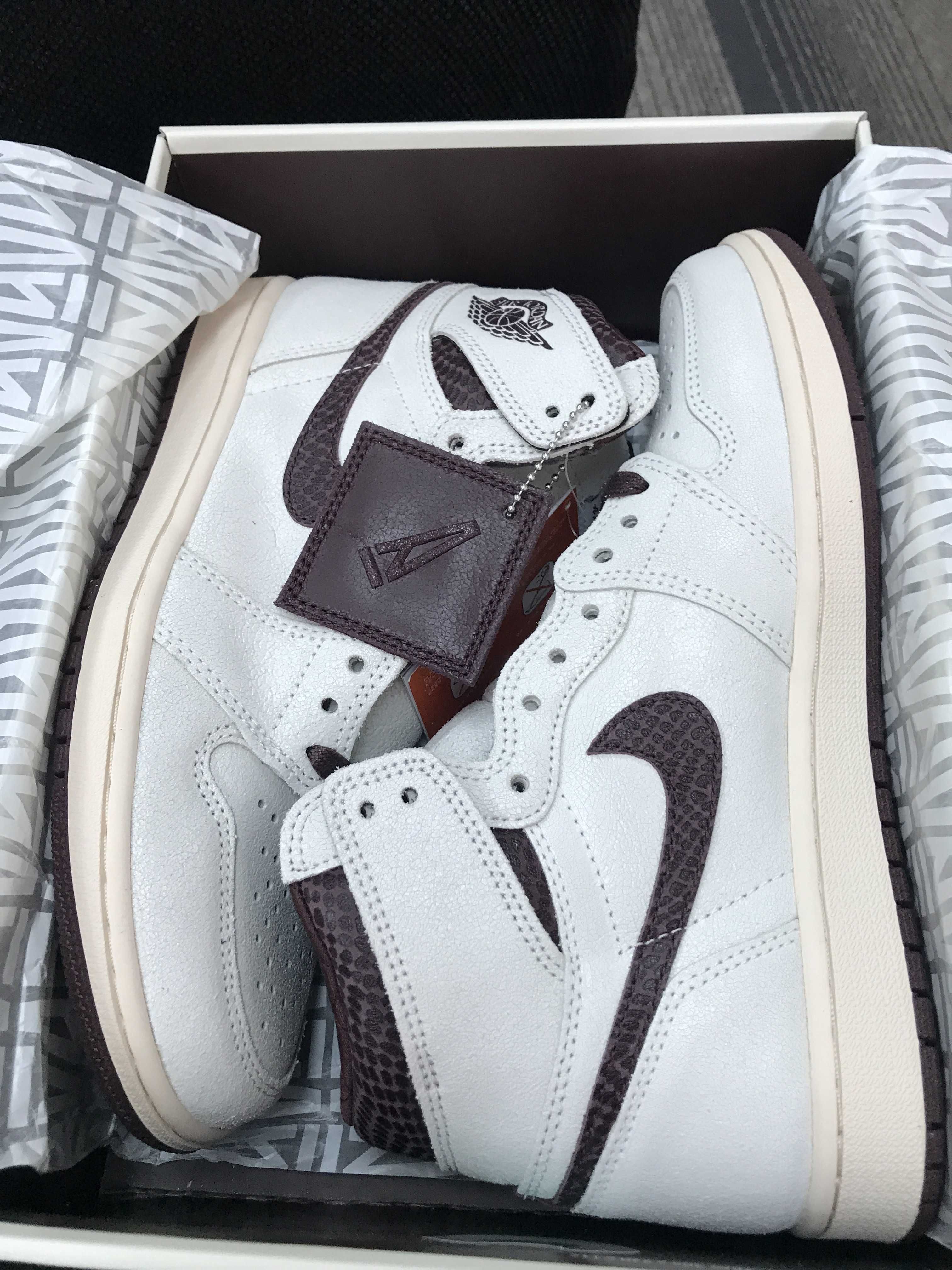 A Ma Maniere × Nike Air Jordan 1 Retro High OG "Sail and Burgundy"