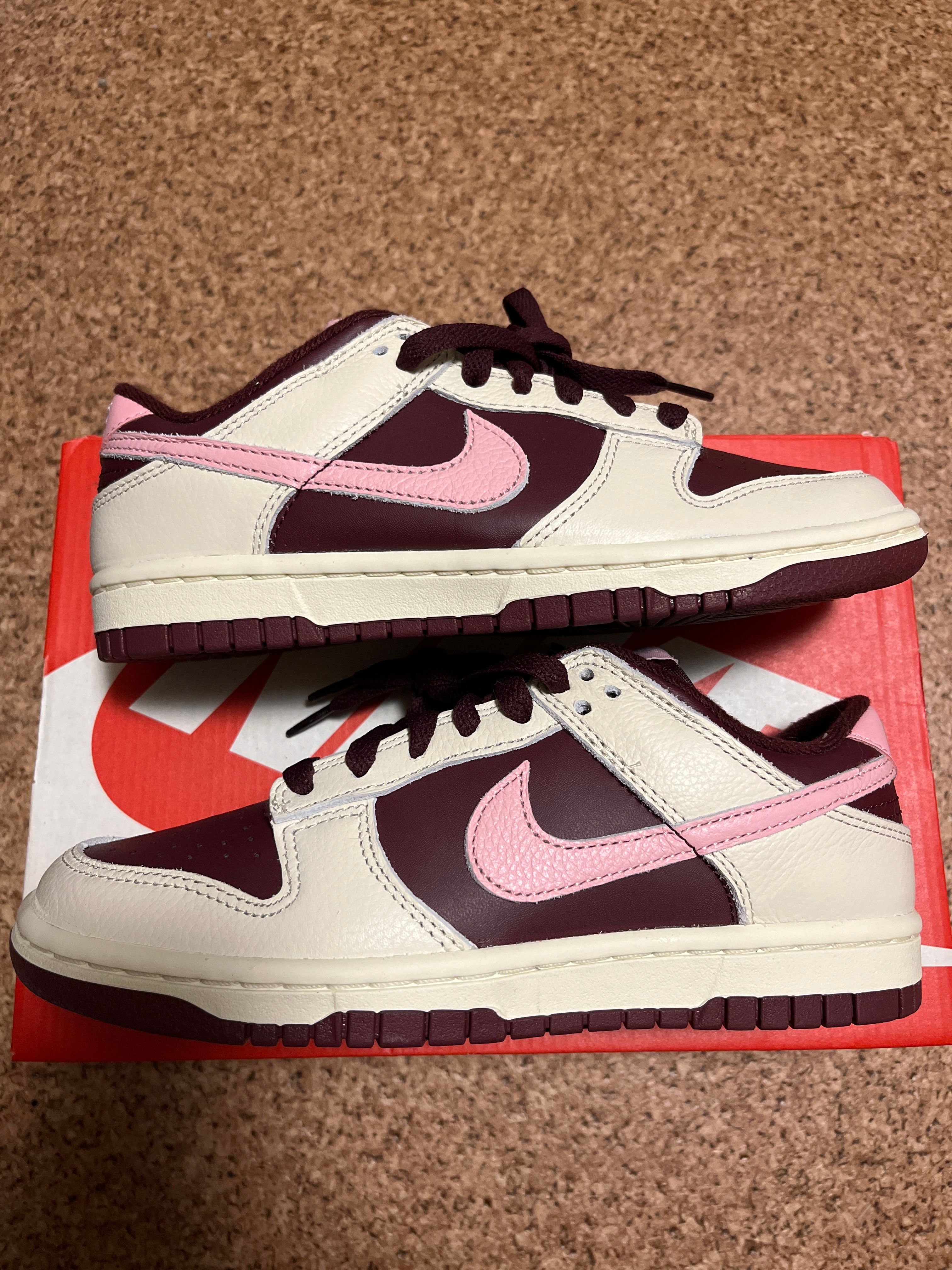 Nike Dunk Low "Valentine’s Day" (2023)