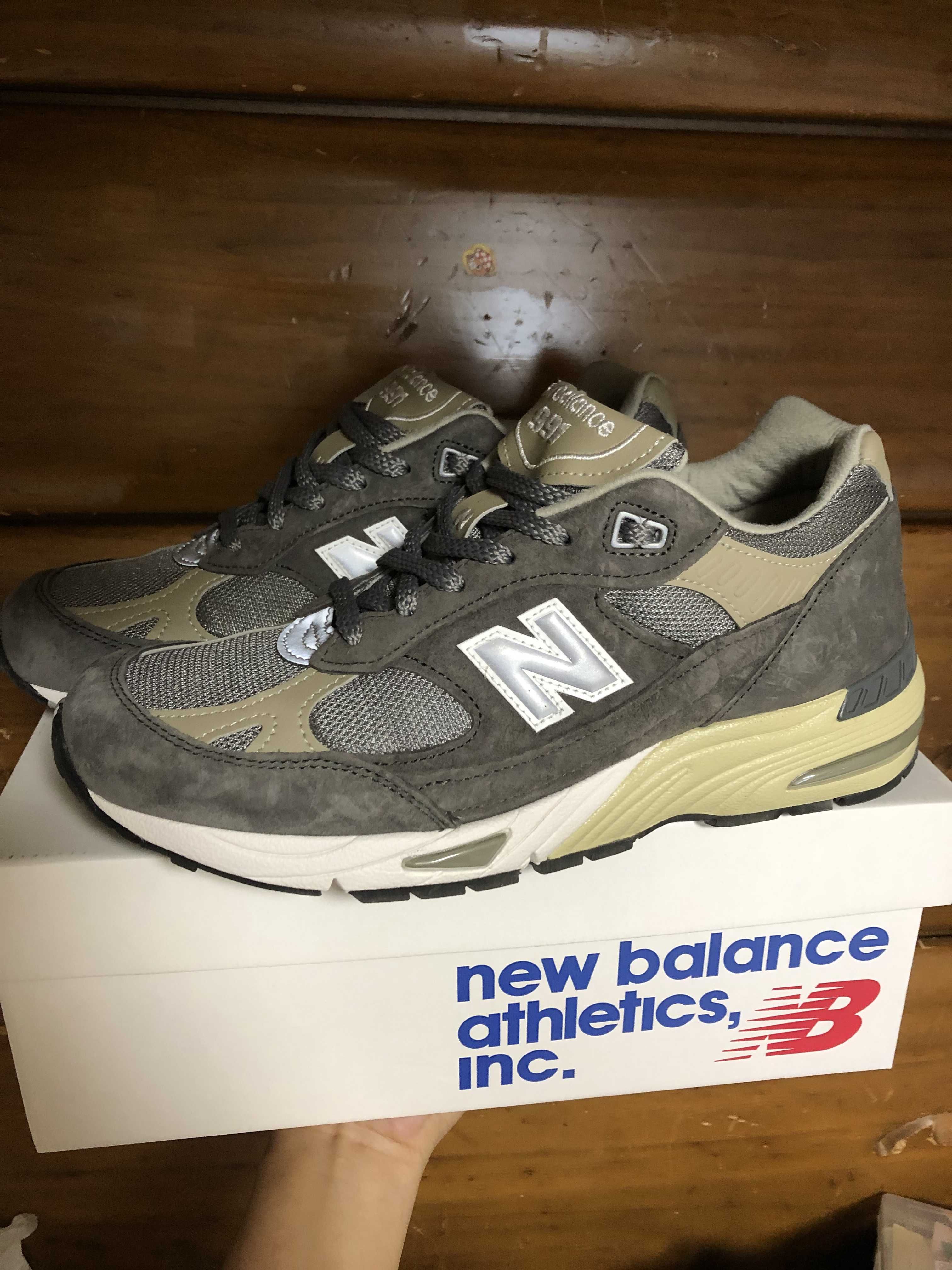 New Balance M991UKF Flimby Catalogue Pack "Grey/White"