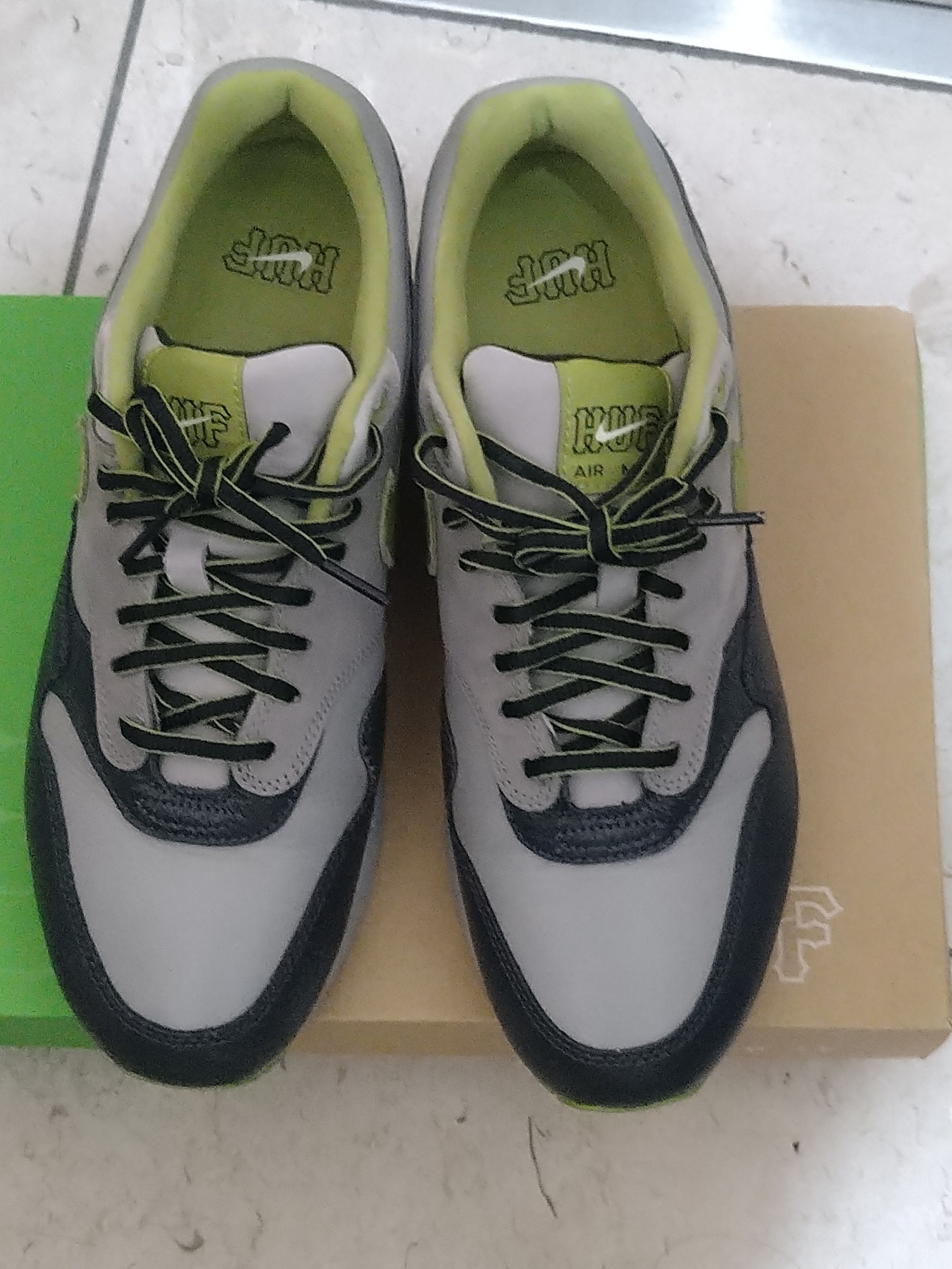 HUF × Nike Air Max 1 "Anthracite and Medium Grey"