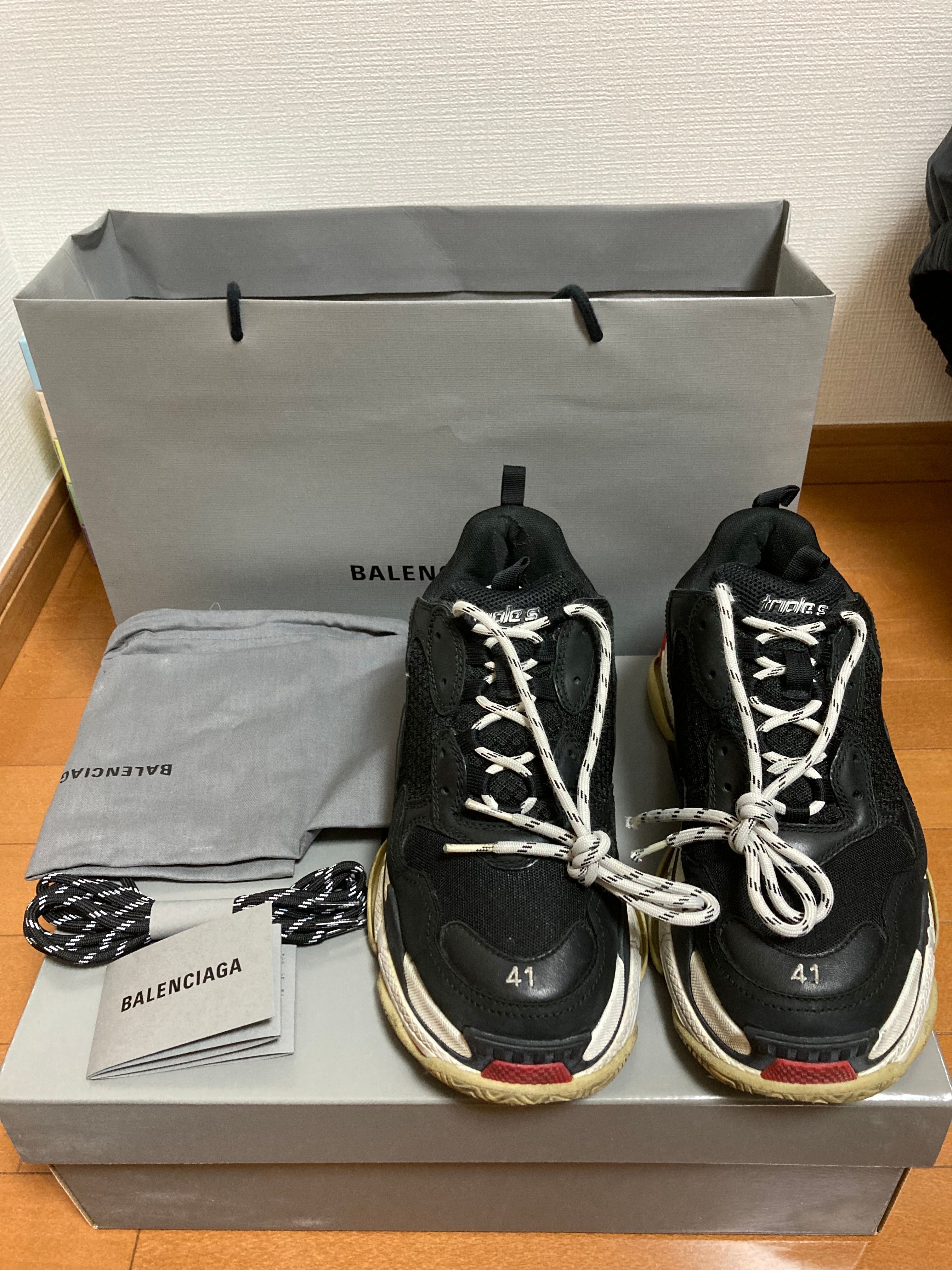 BALENCIAGA Triple S "Black/Red"