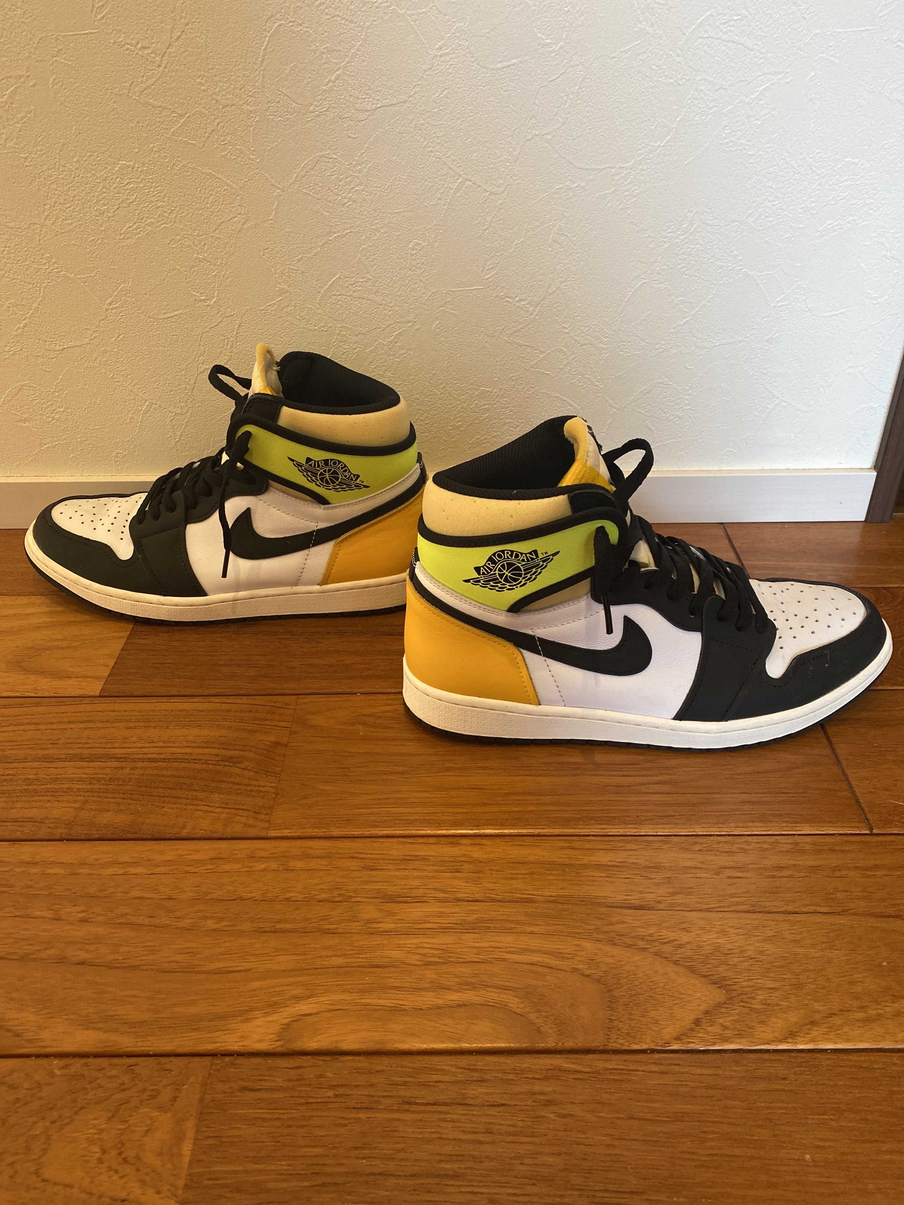 Nike Air Jordan 1 High OG "Volt Gold"