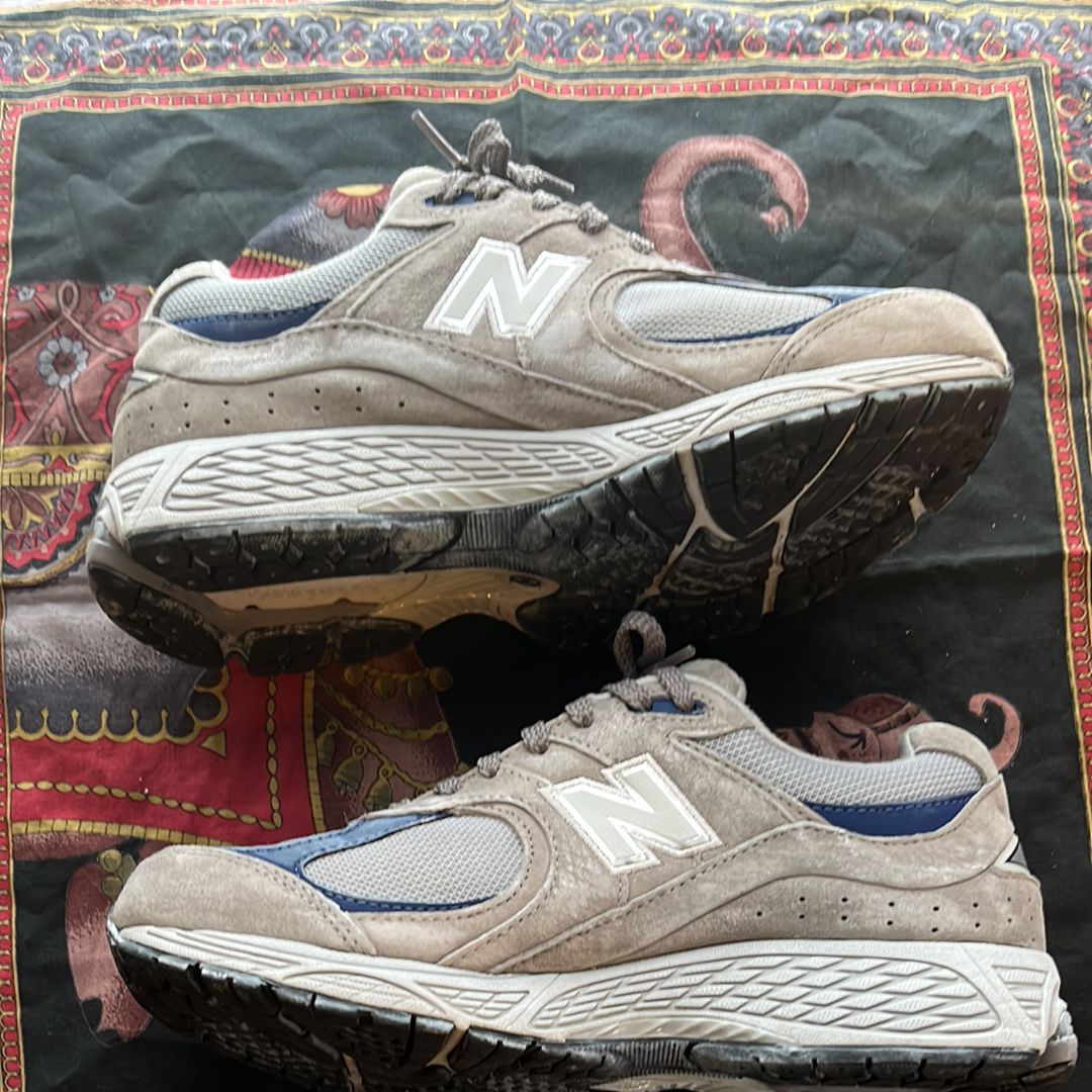 New Balance 2002R "Light Gray"