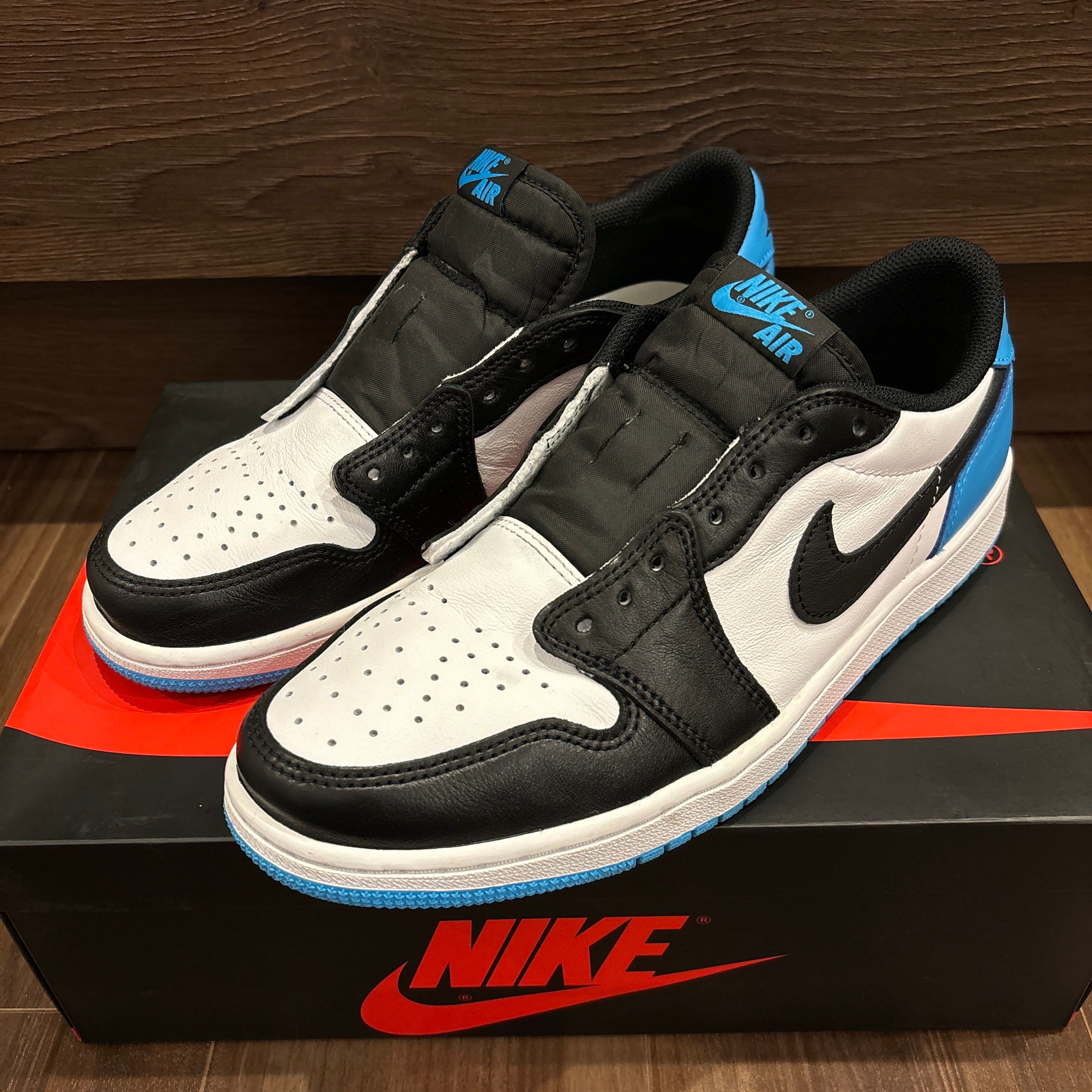 Nike Air Jordan 1 Low OG "Black and Dark Powder Blue/UNC"