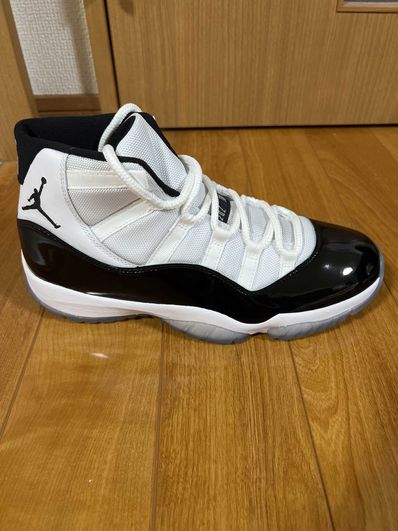 Nike Air Jordan 11 Retro "Concord" (2018)