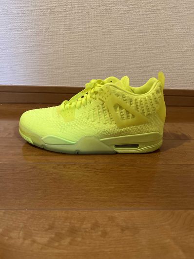 NIKE AIR JORDAN 4 RETRO FLYKNIT VOLT