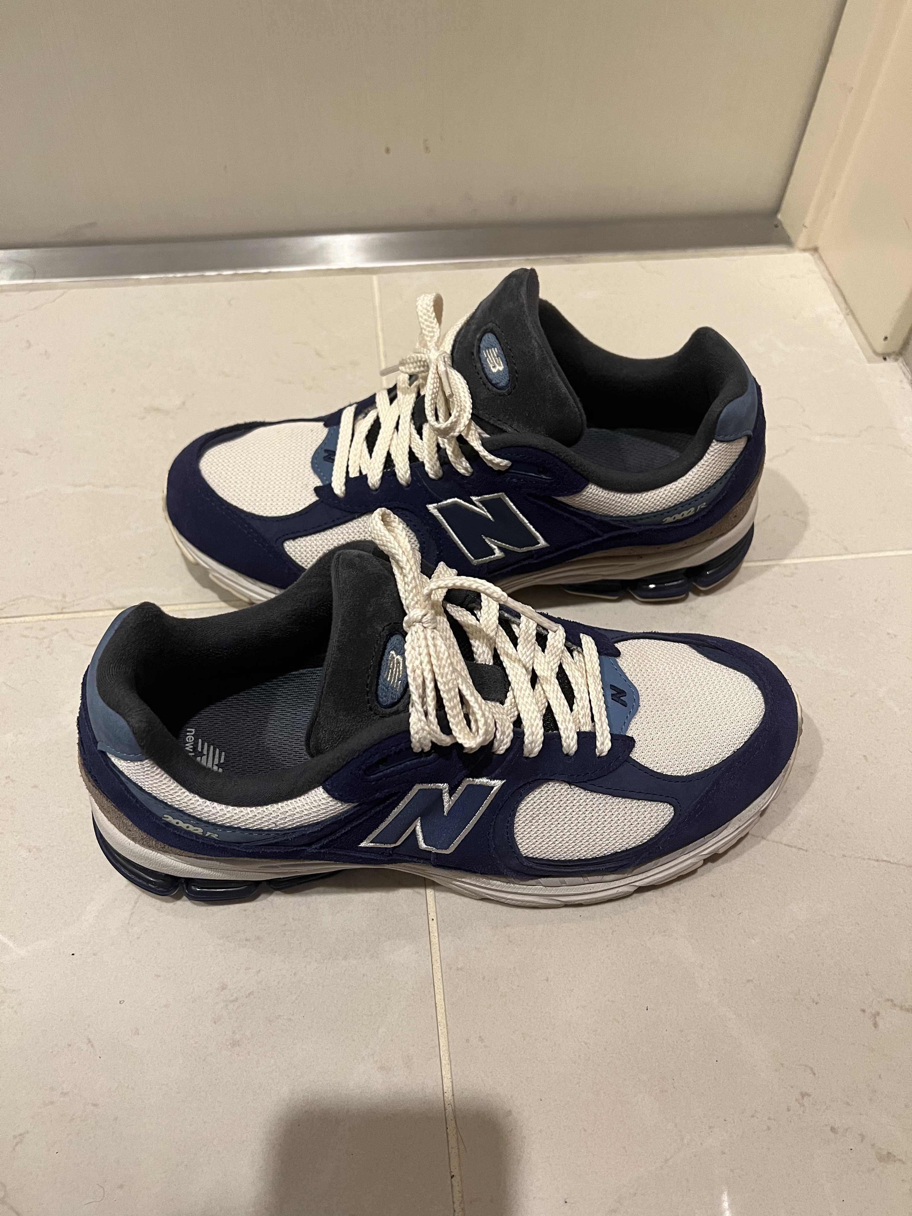 New Balance 2002R "Navy"