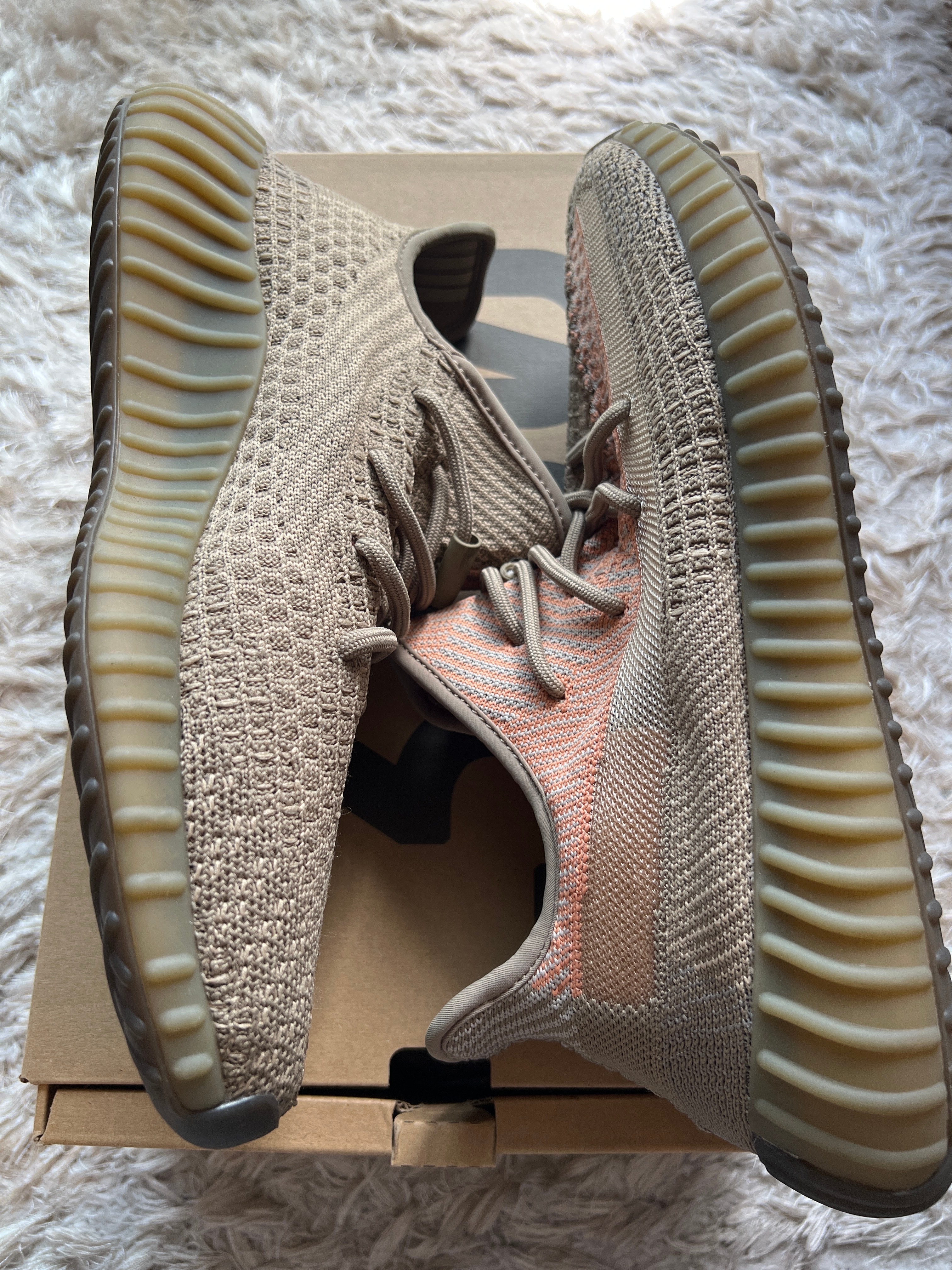 adidas YEEZY Boost 350 V2 "Sand Taupe"