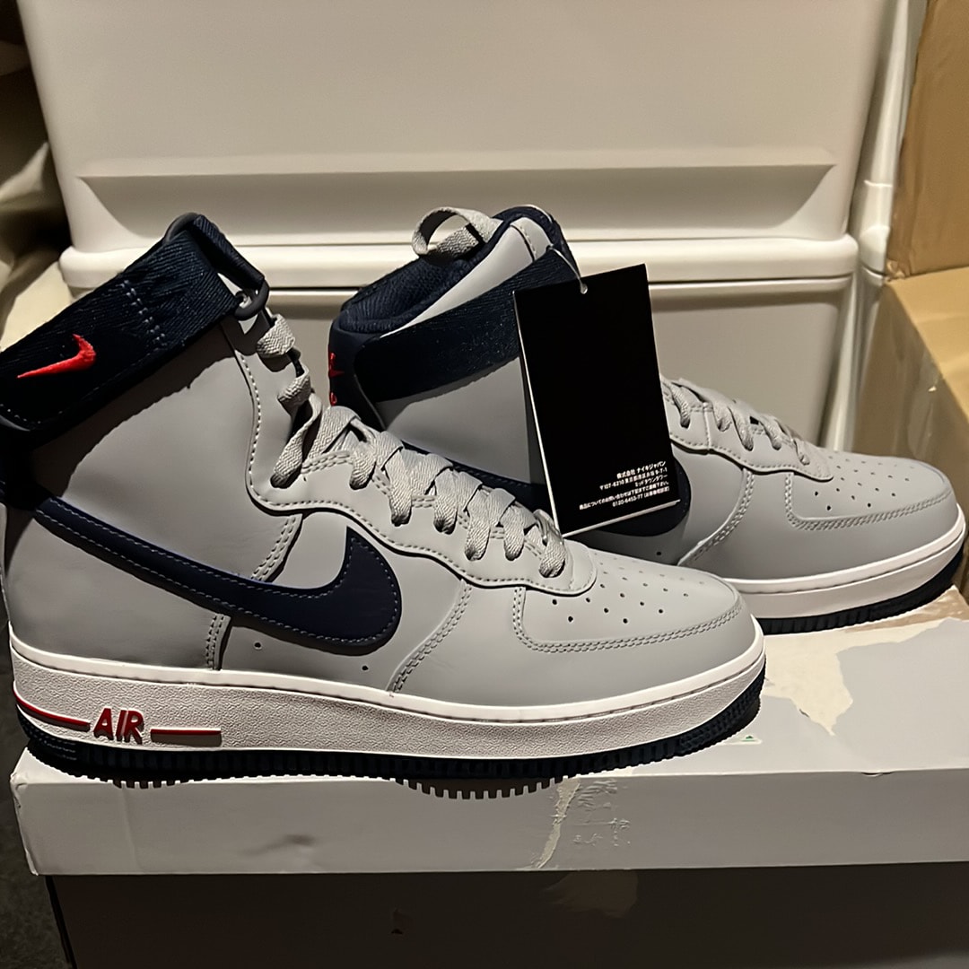 Nike Women's Air Force 1 High "New England"