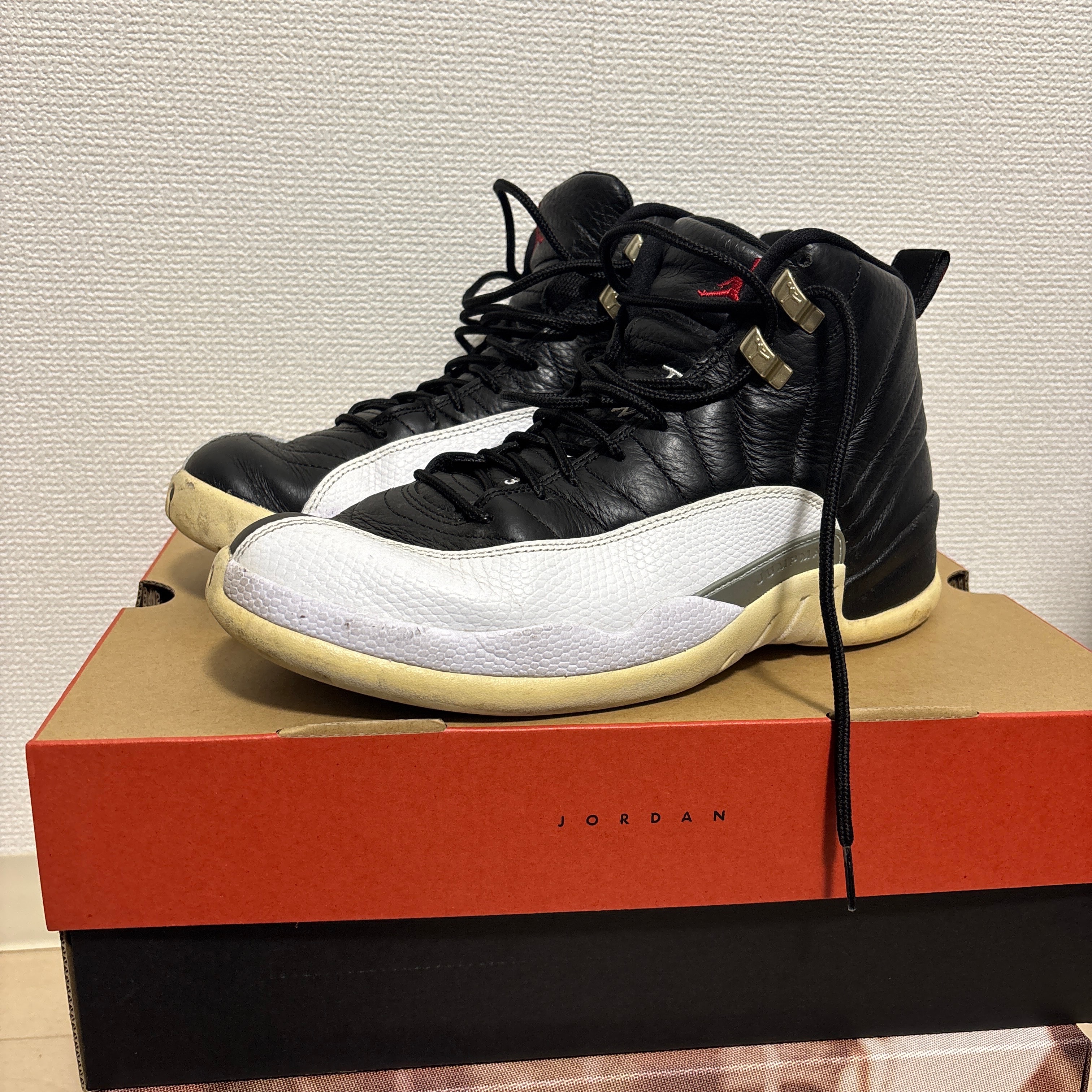 ナイキ エアジョーダン12 "プレイオフ"