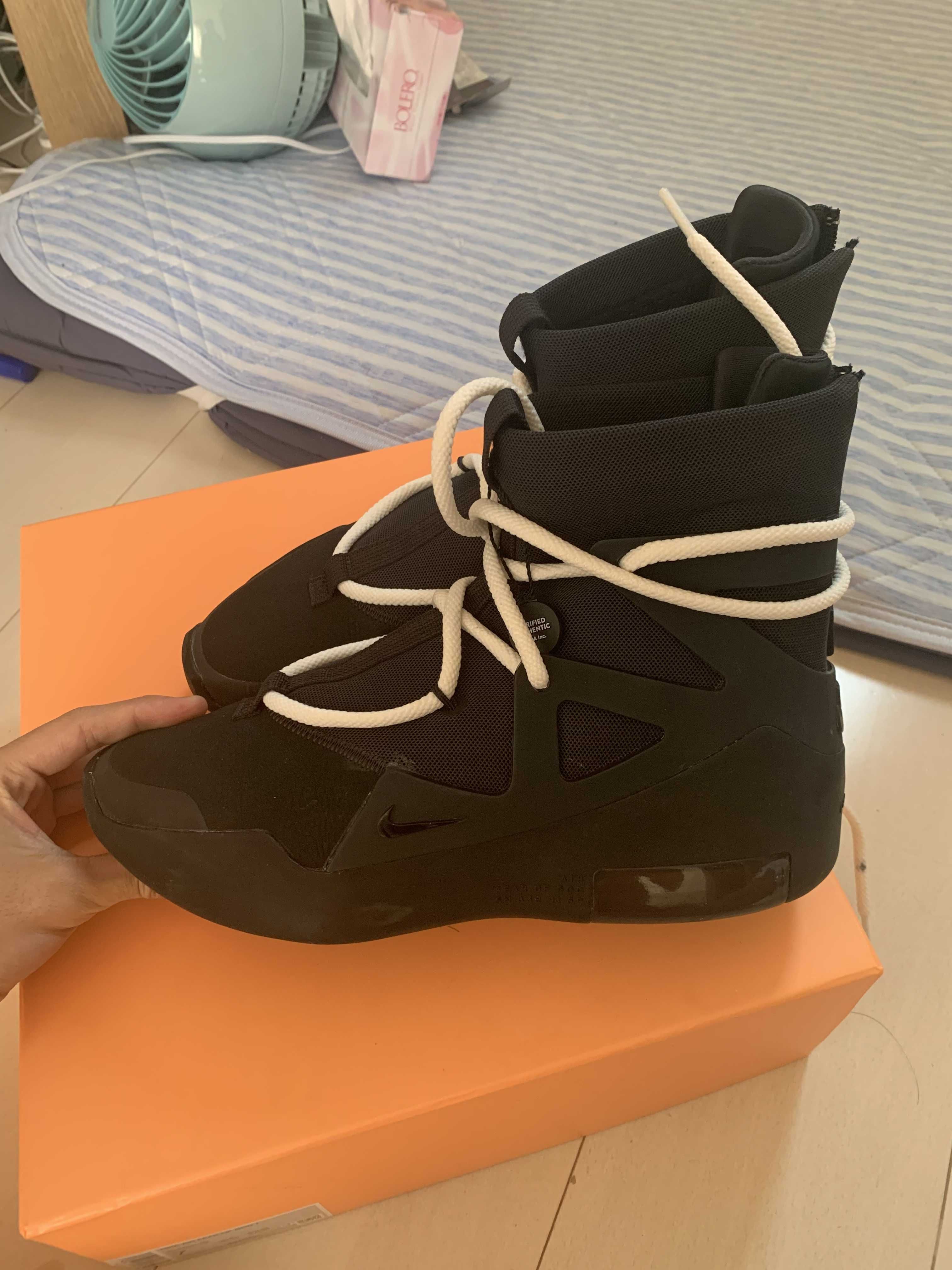 Fear Of God × Nike Air  1 "Triple Black"