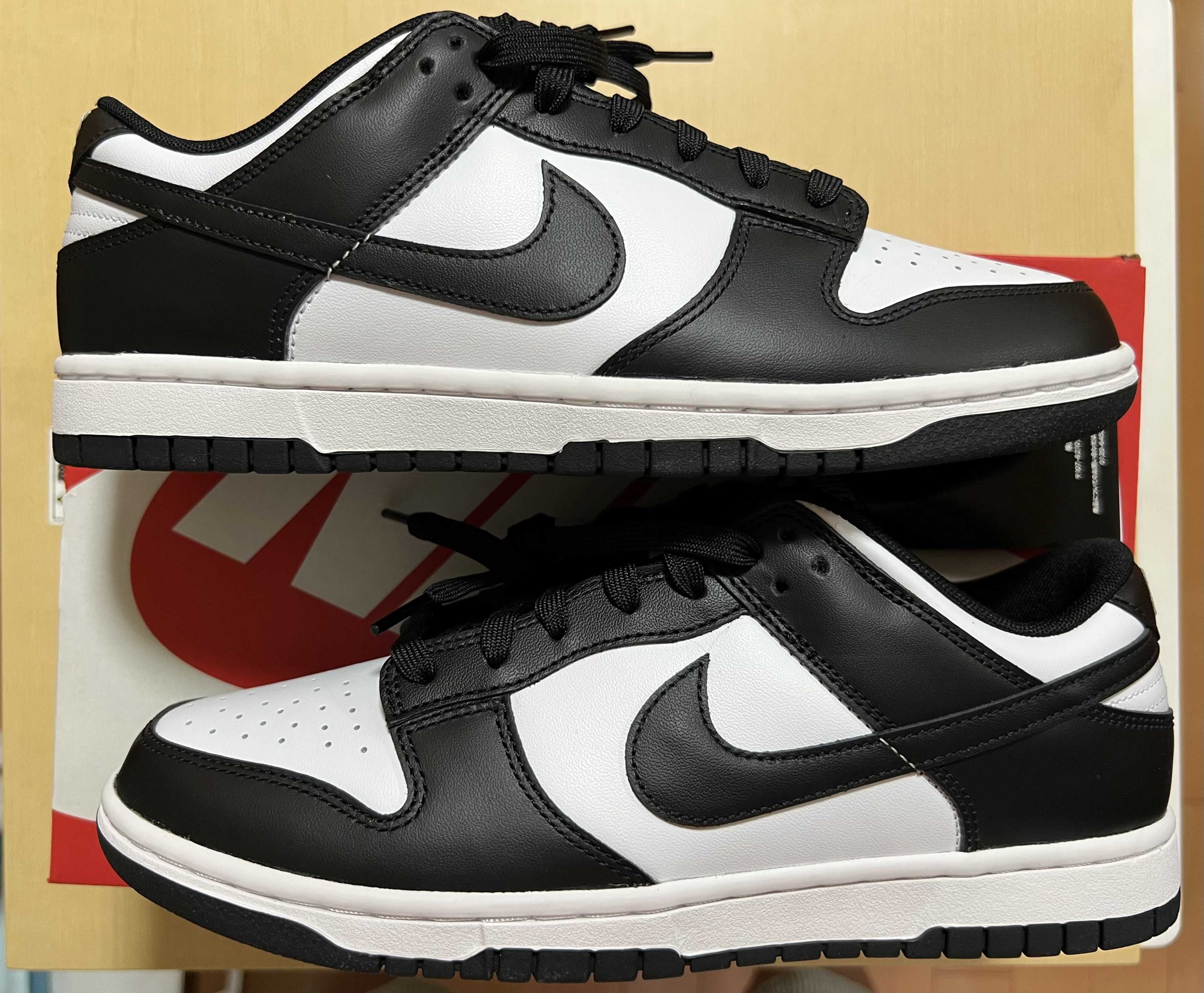 Nike Dunk Low Retro "Panda/White/Black"