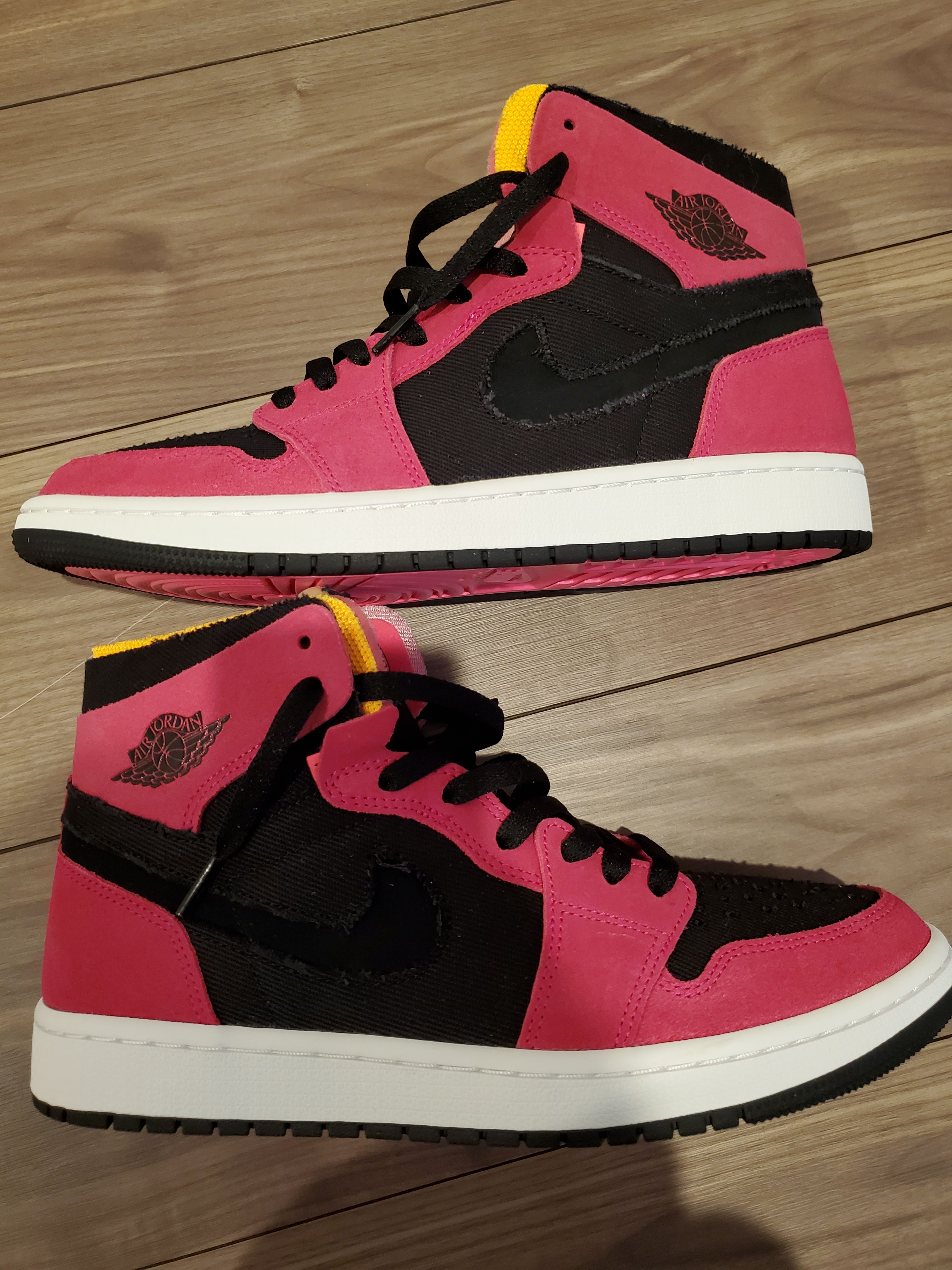 Nike Air Jordan 1 High Zoom Air Comfort "Fireberry"