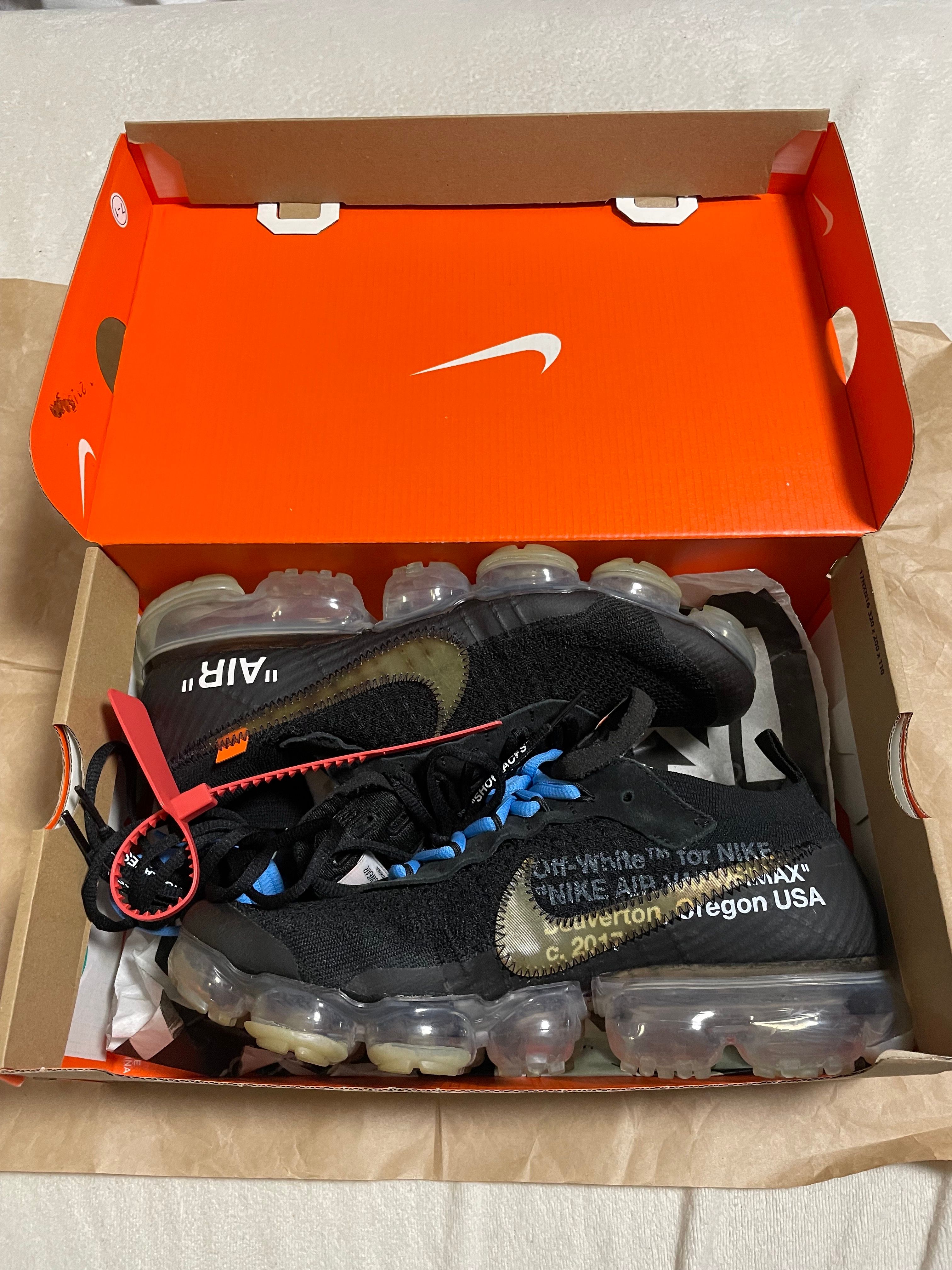 Off-White × Nike Air Vapormax "Black/Total Orange/Clear"