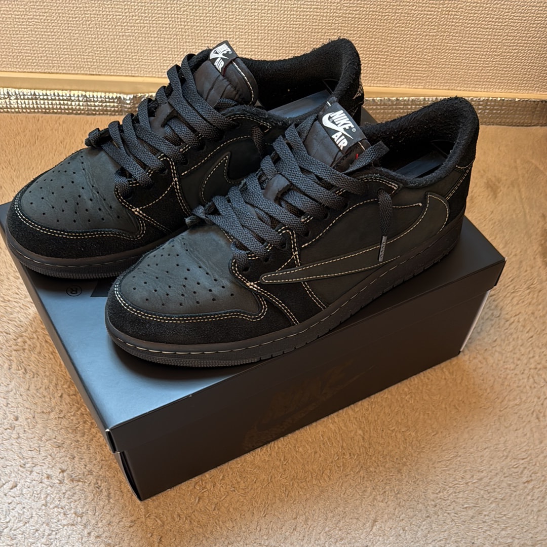 Travis Scott × Nike Air Jordan 1 Low OG SP "Black Phantom"