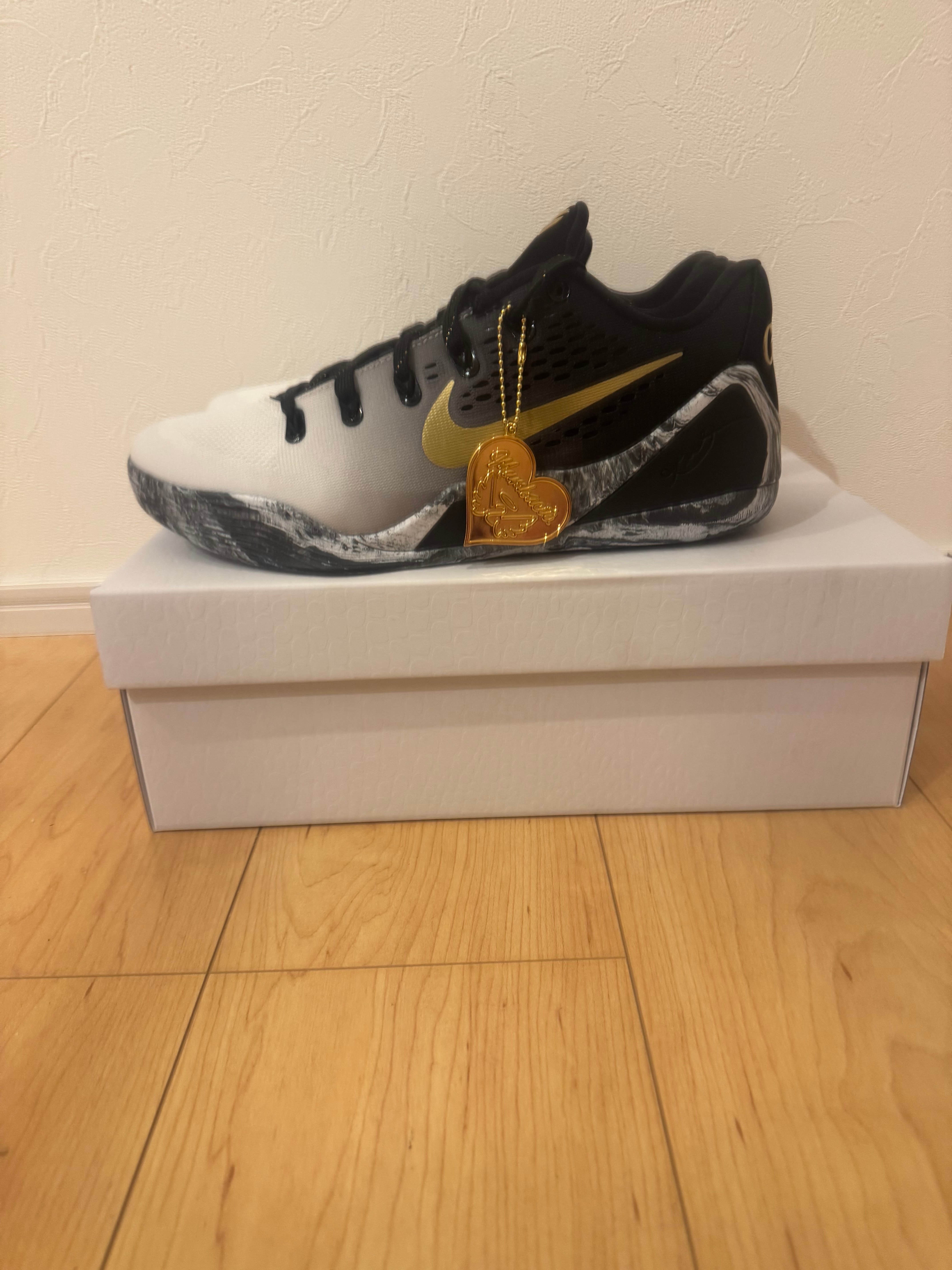 Nike Kobe 9 Low Protro EM "Mambacita"