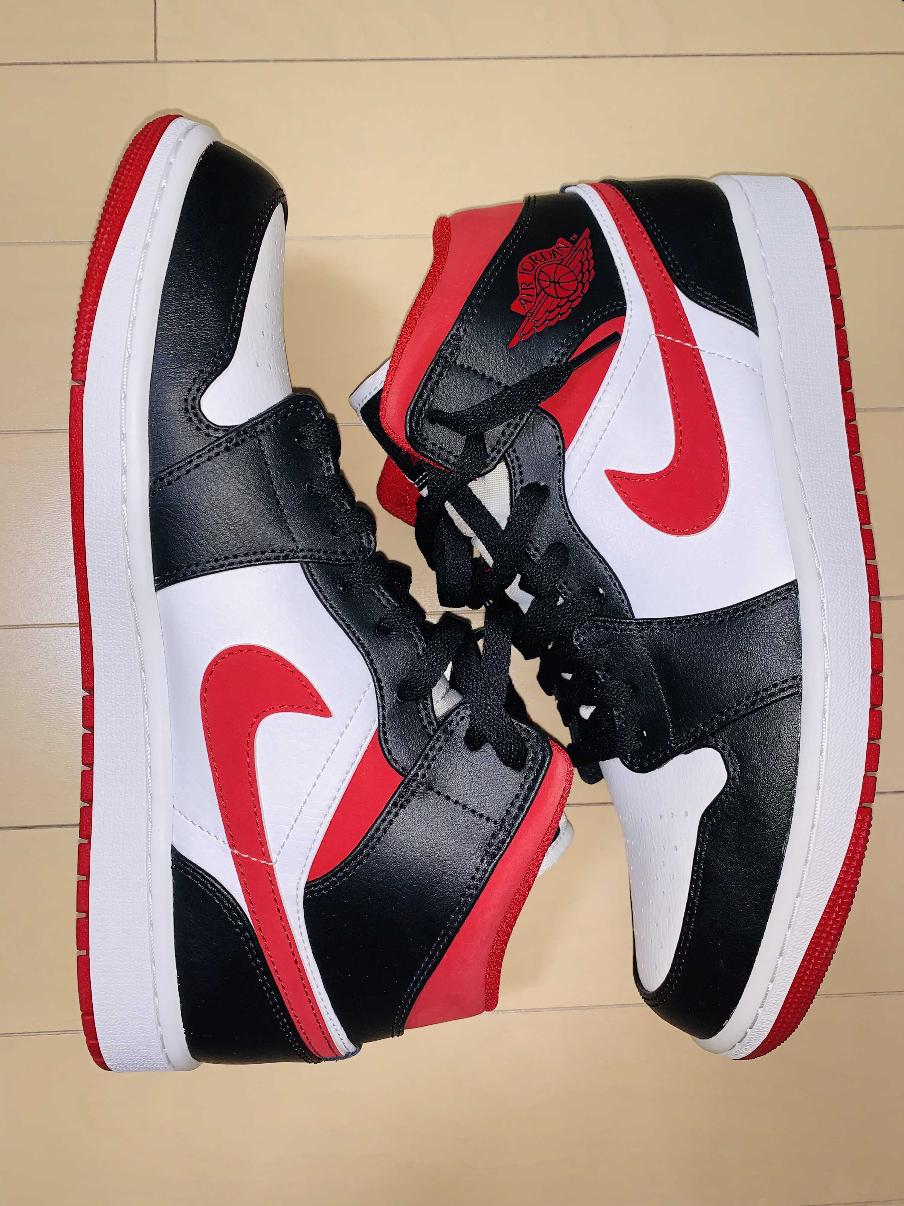 Nike Air Jordan 1 Mid "White/Gym Red Black"