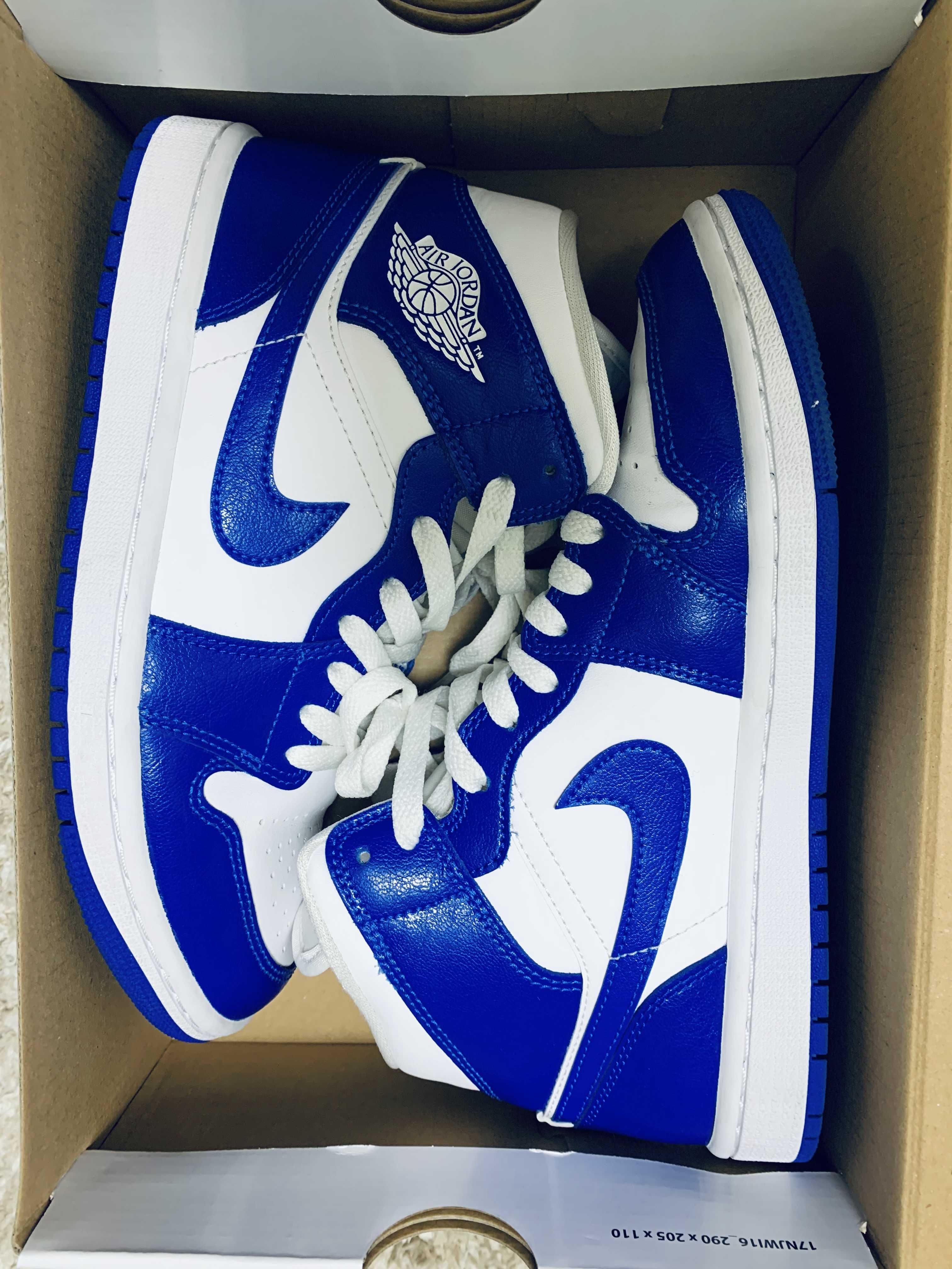 Nike Women's Air Jordan 1 Mid "Kentucky Blue"