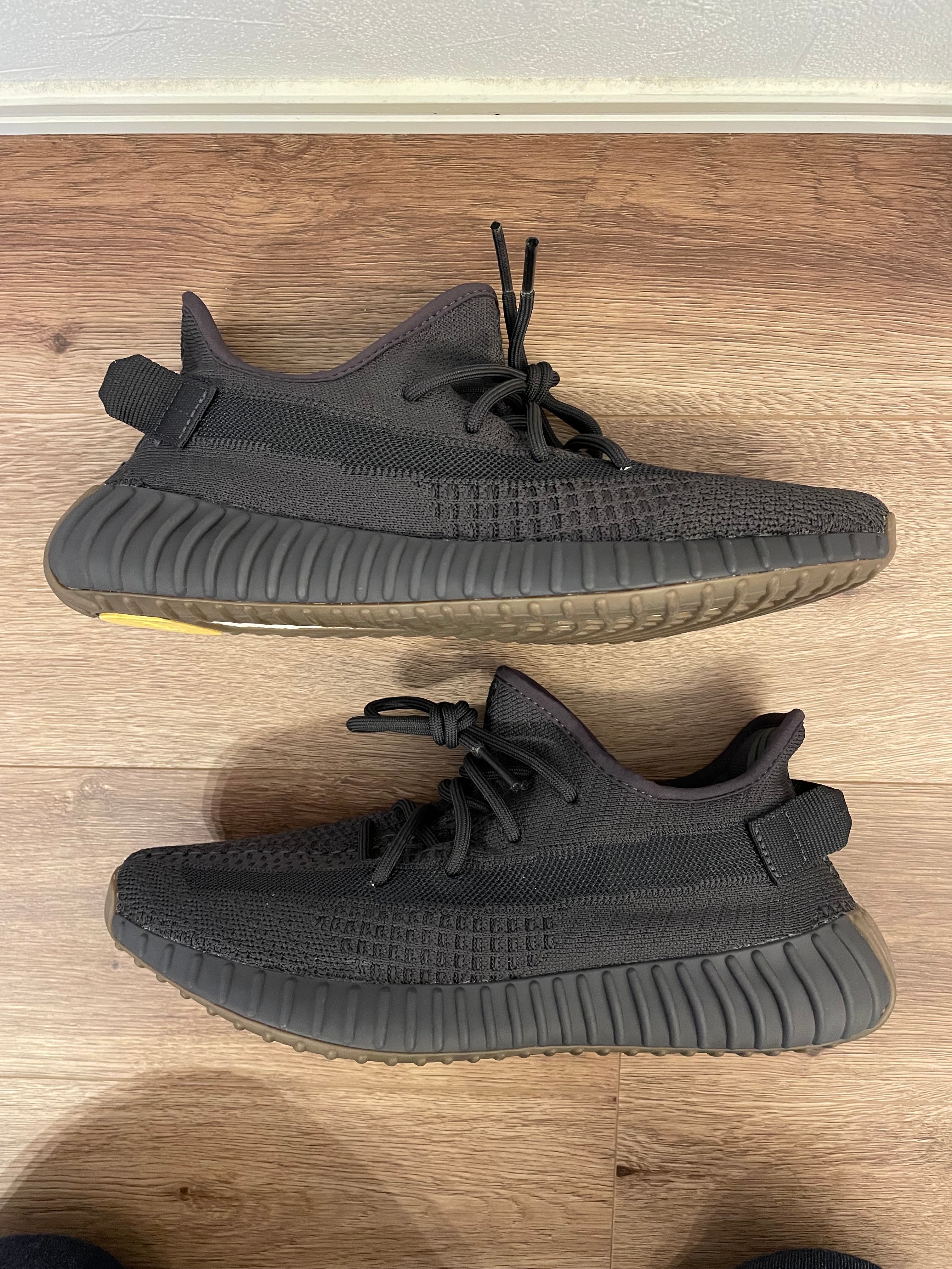  adidas YEEZY Boost 350 V2 "Cinder"
