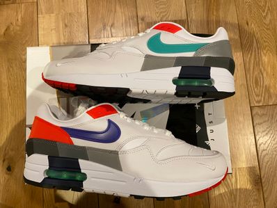 AIR MAX 1 "EVOLUTION OF ICONS"