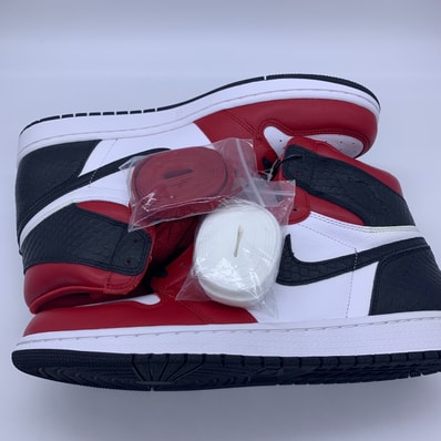 Nike Women's Air Jordan 1 High OG "Satin Red"