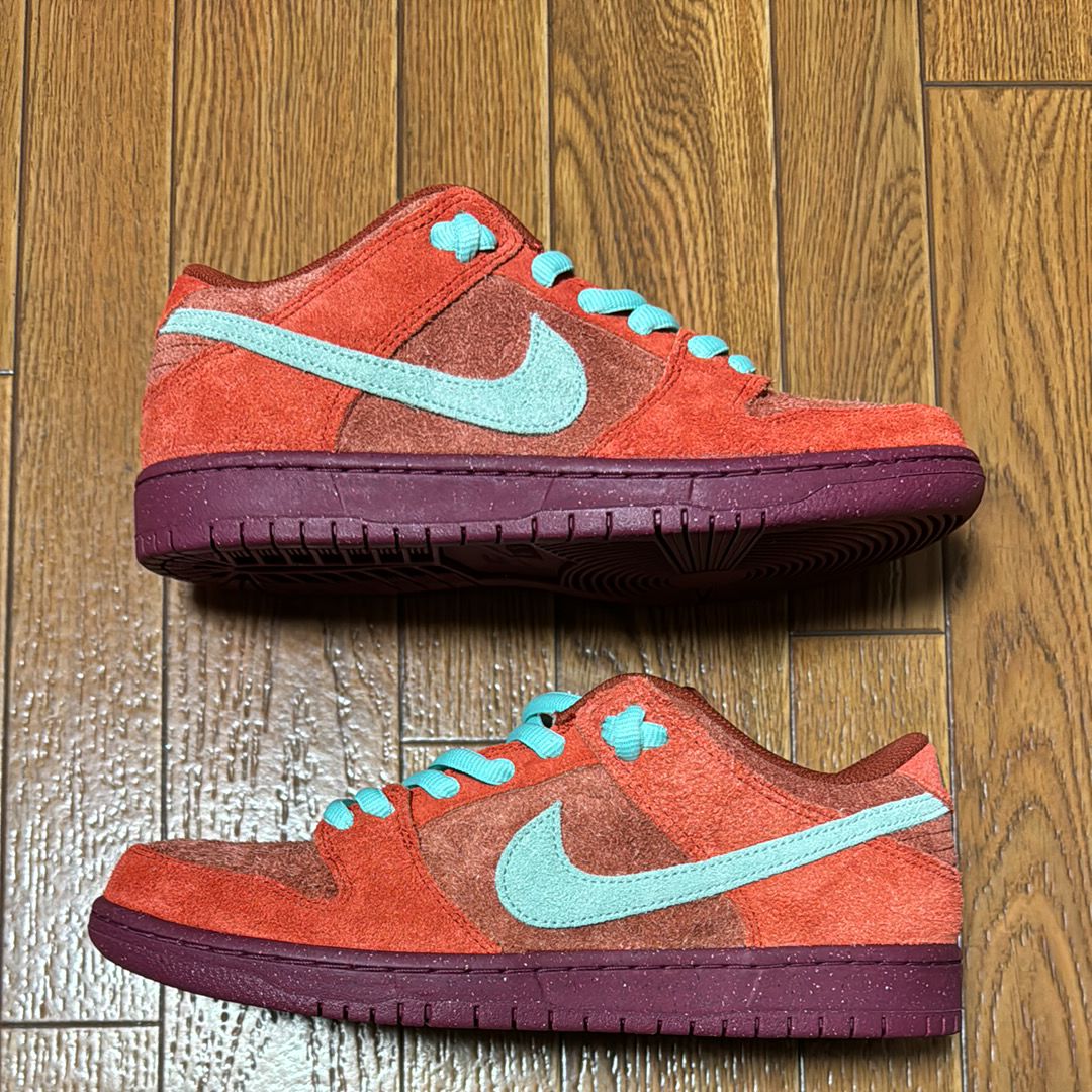 Nike SB Dunk Low Pro PRM "Mystic Red and Rosewood"