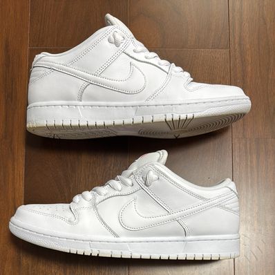 Nike SB Dunk Low Pro ISO "Triple White"