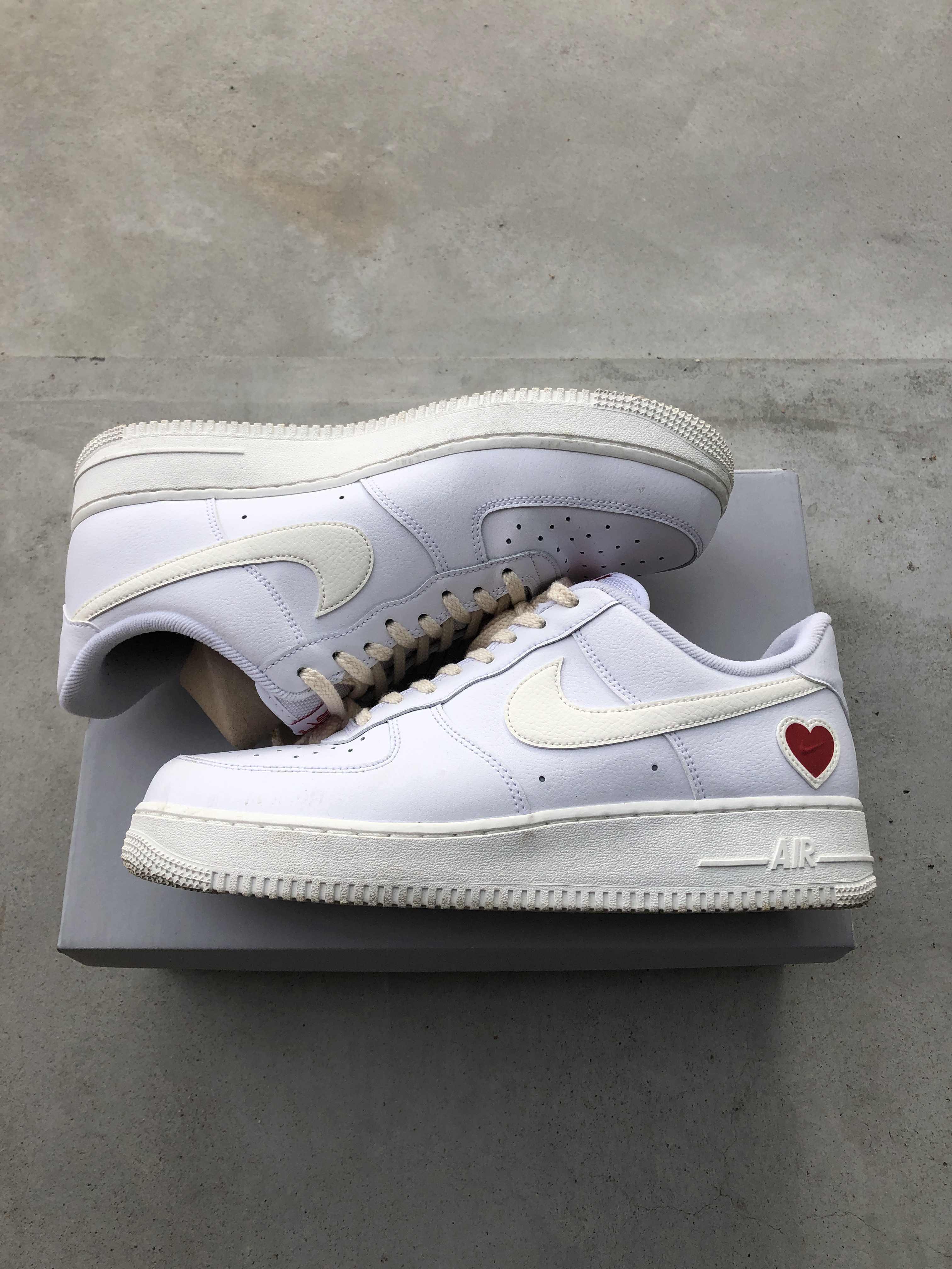 Nike Air Force 1 Low "Valentines Day"