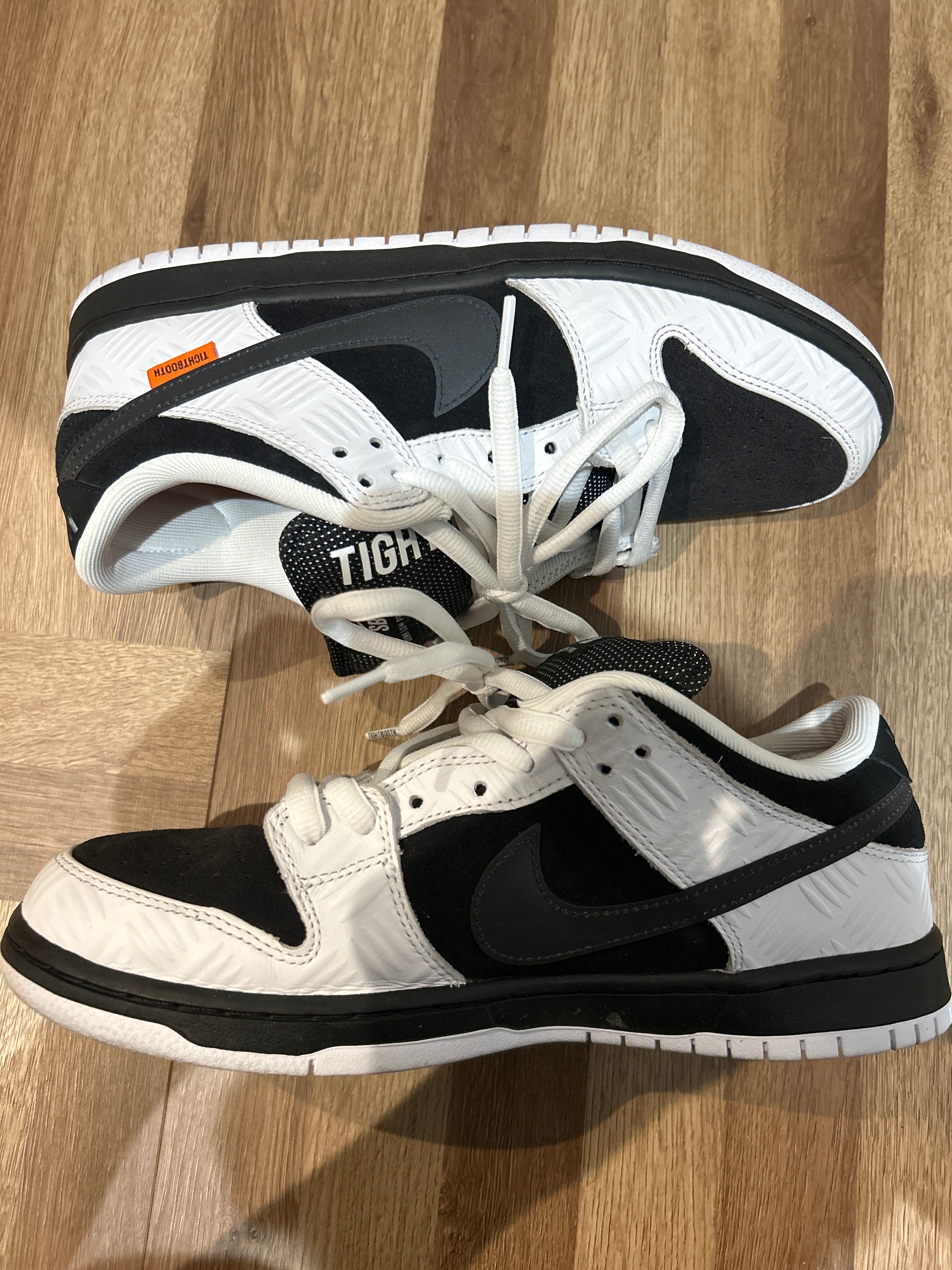 TIGHTBOOTH × Nike SB Dunk Low Pro QS "Black and White"